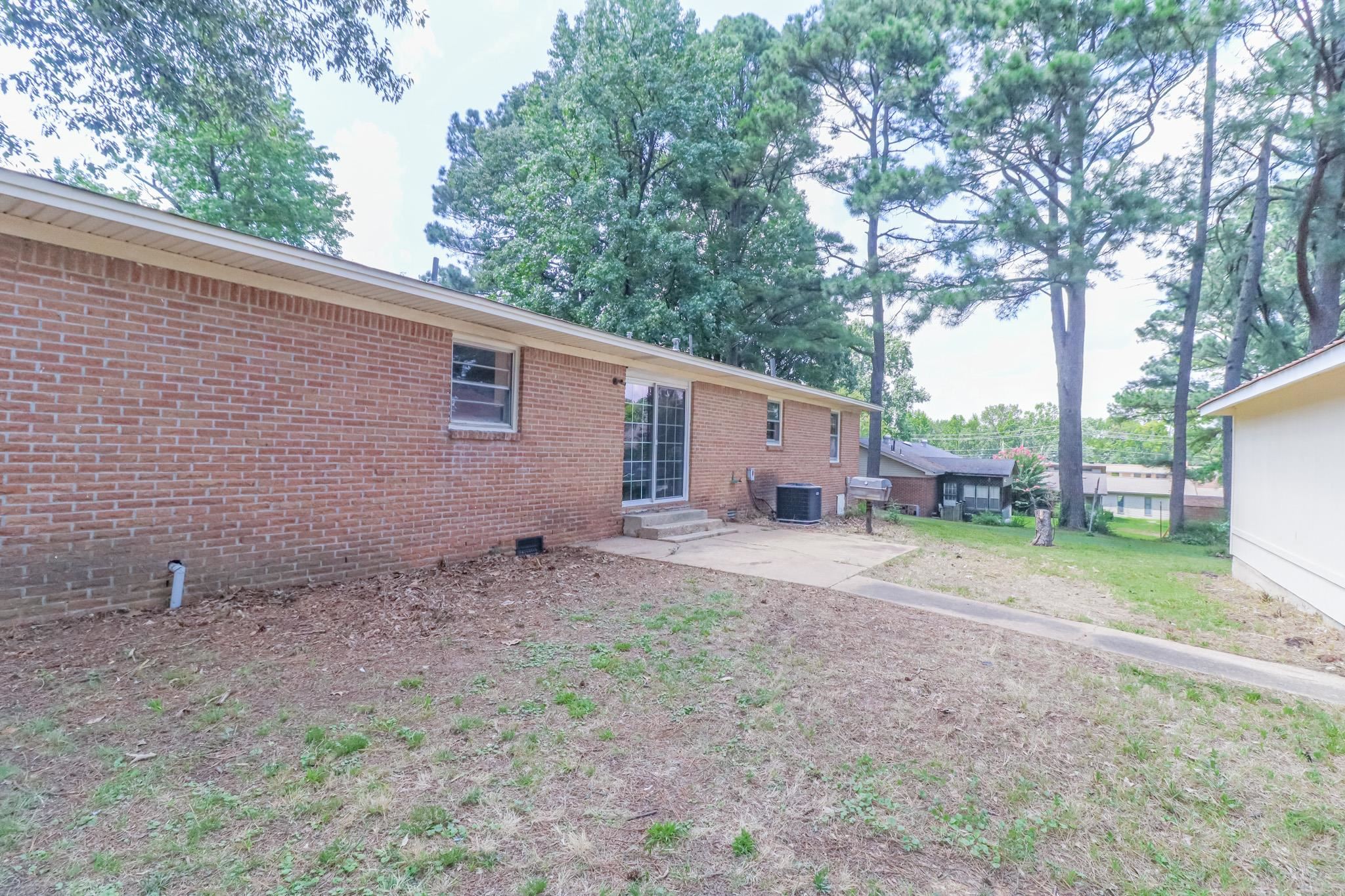 912 Oakdale  Jonesboro, AR