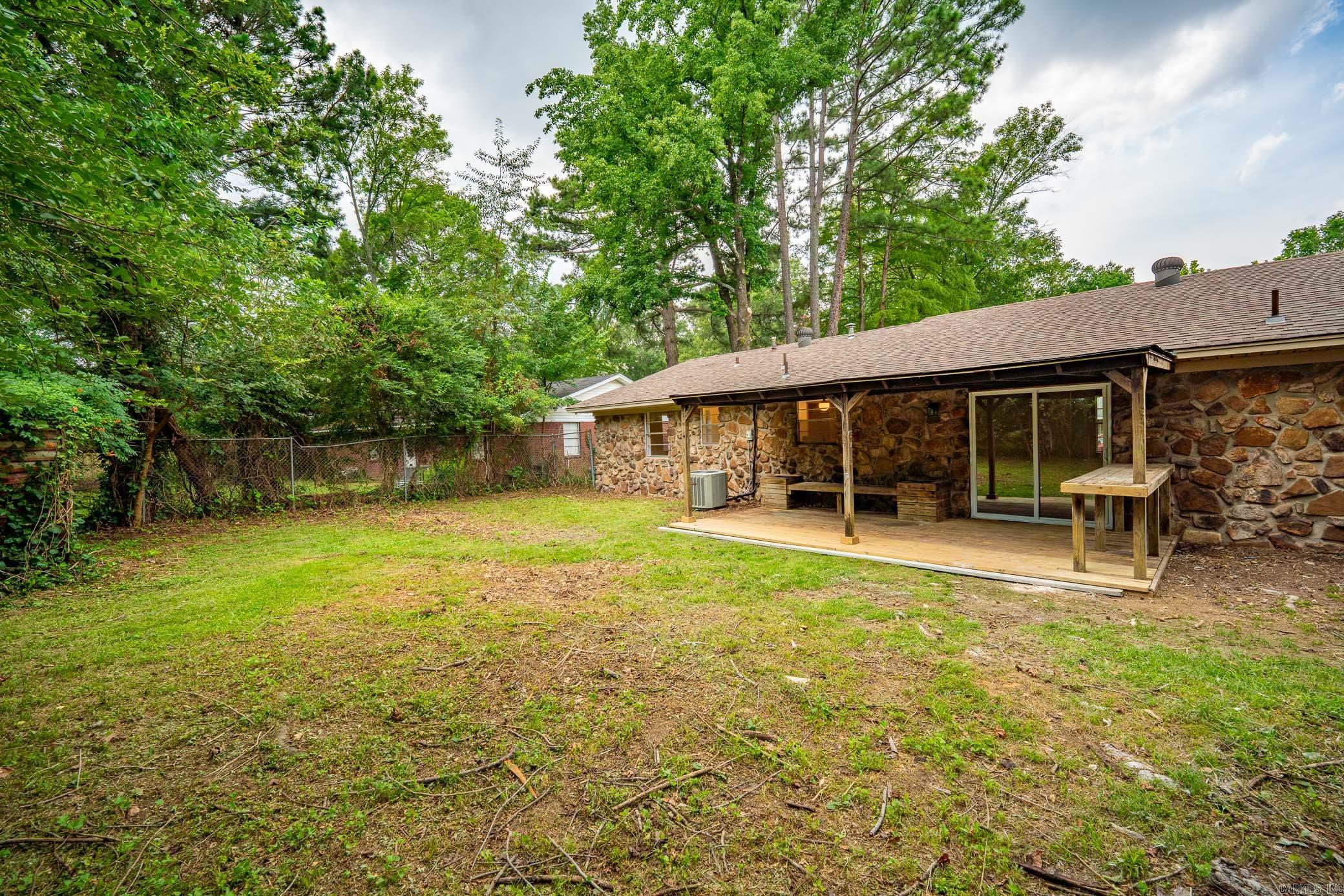 1308 Sunset Dr  Conway, AR