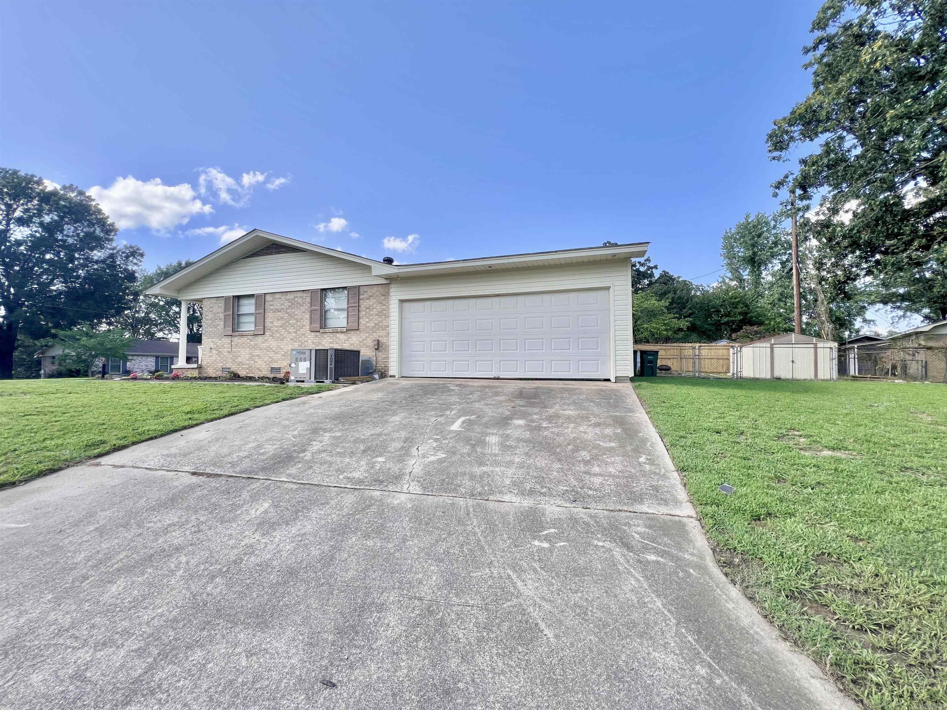 5600 N Locust Street  North Little Rock, AR