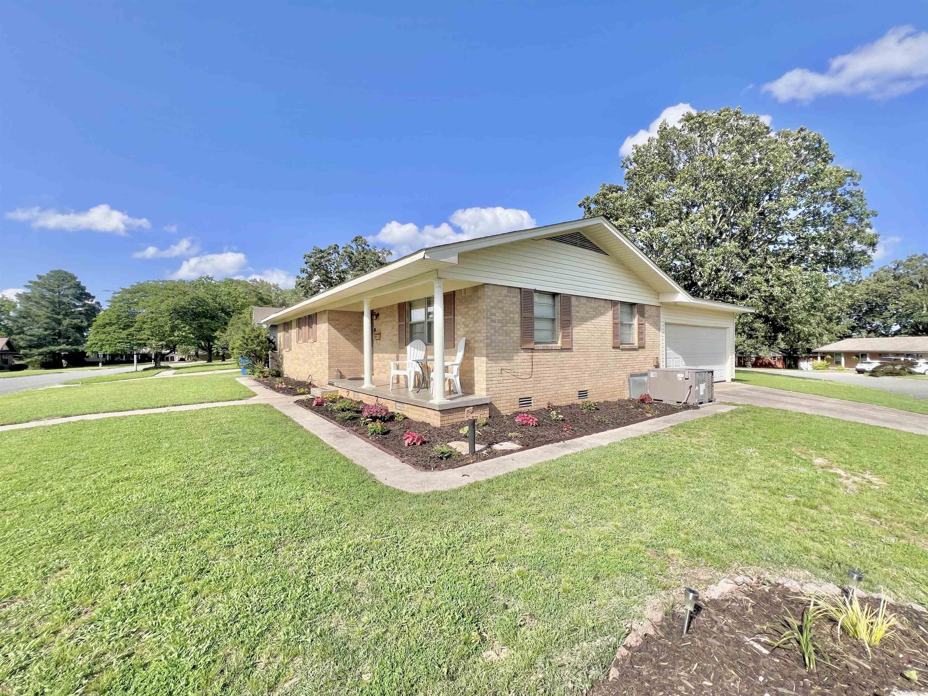 5600 N Locust Street  North Little Rock, AR
