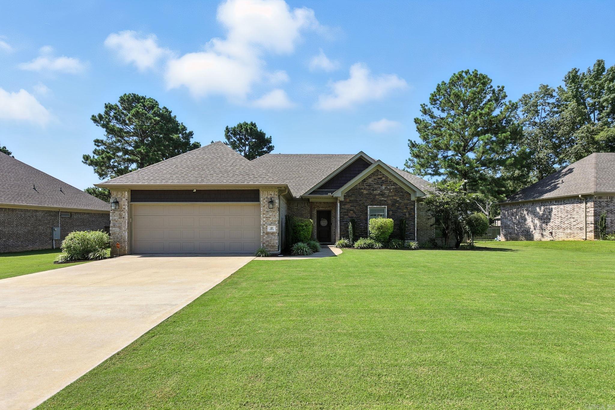 121 Hayden Dr  Beebe, AR