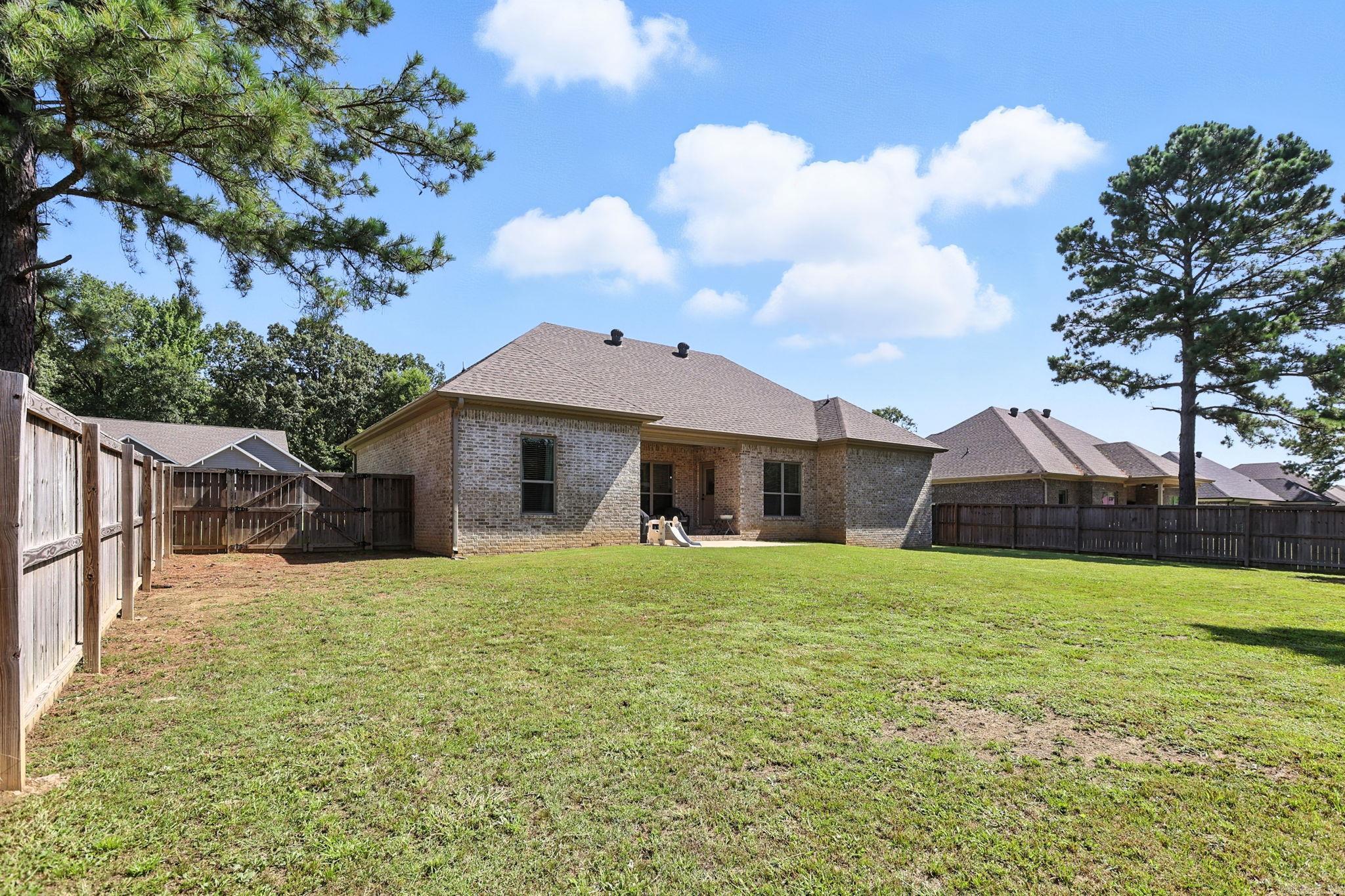 121 Hayden Dr  Beebe, AR