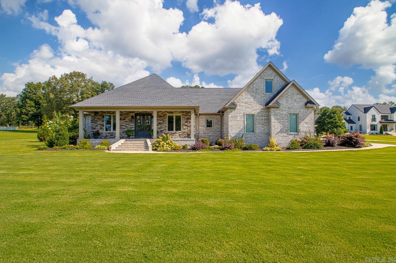114 Summerview  Searcy, AR