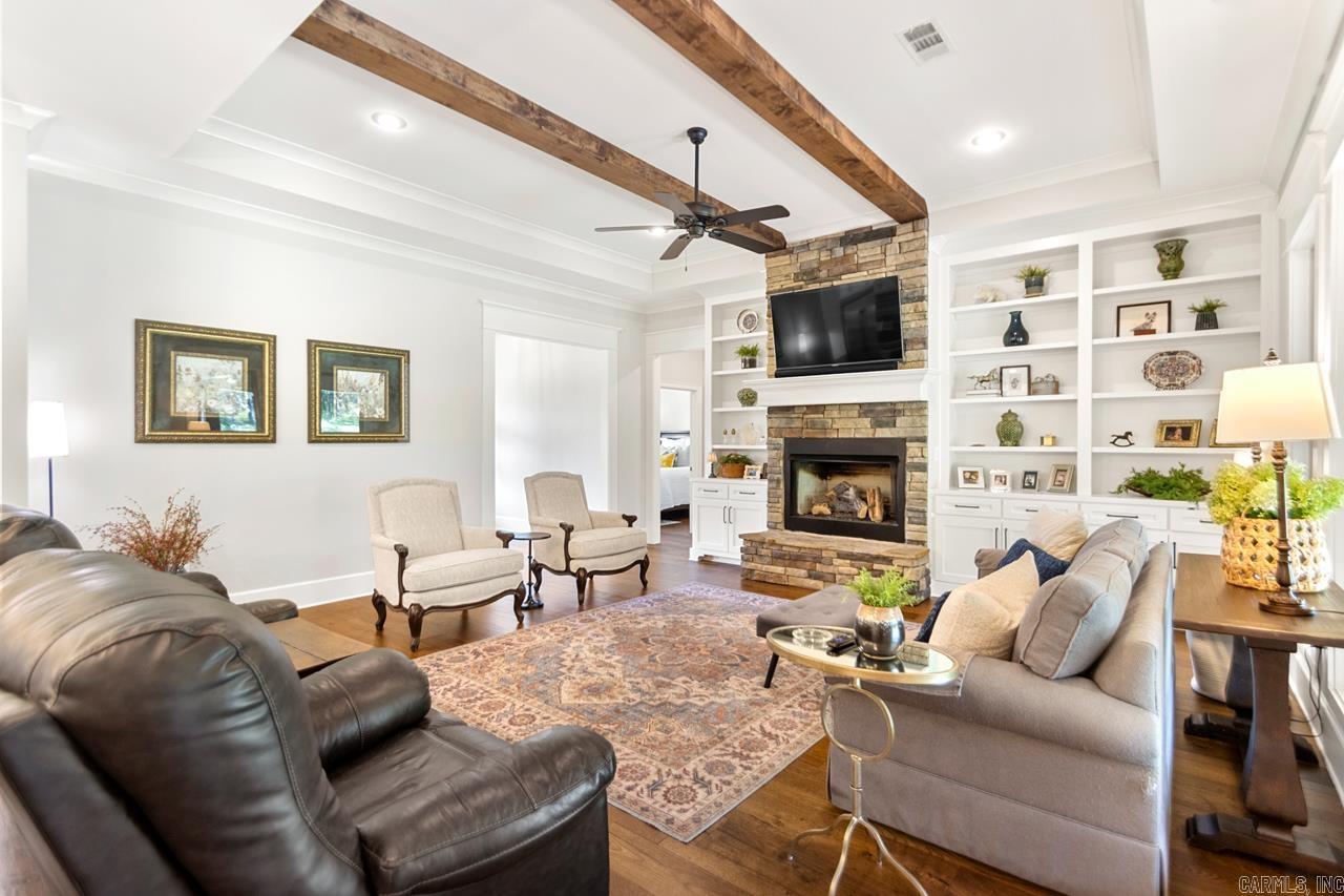 114 Summerview  Searcy, AR