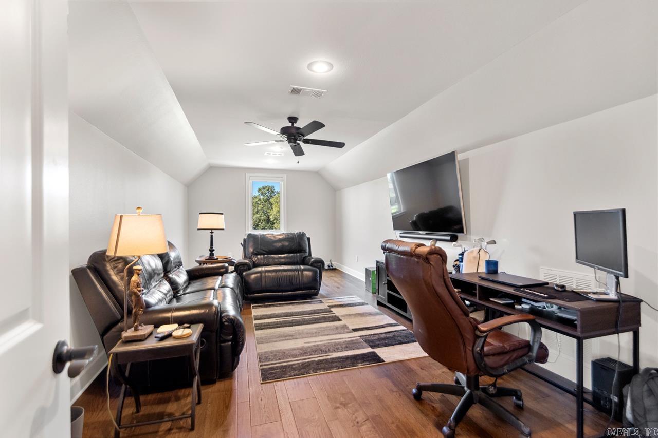 114 Summerview  Searcy, AR