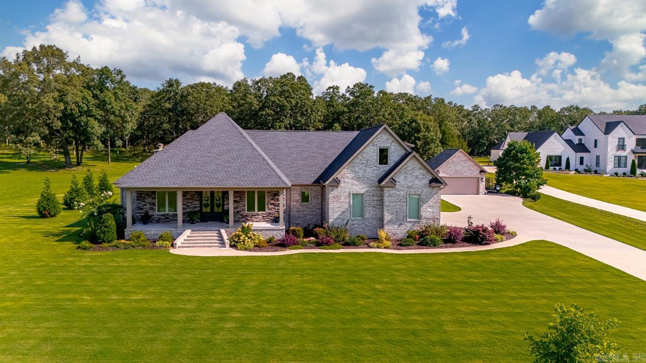 114 Summerview  Searcy, AR