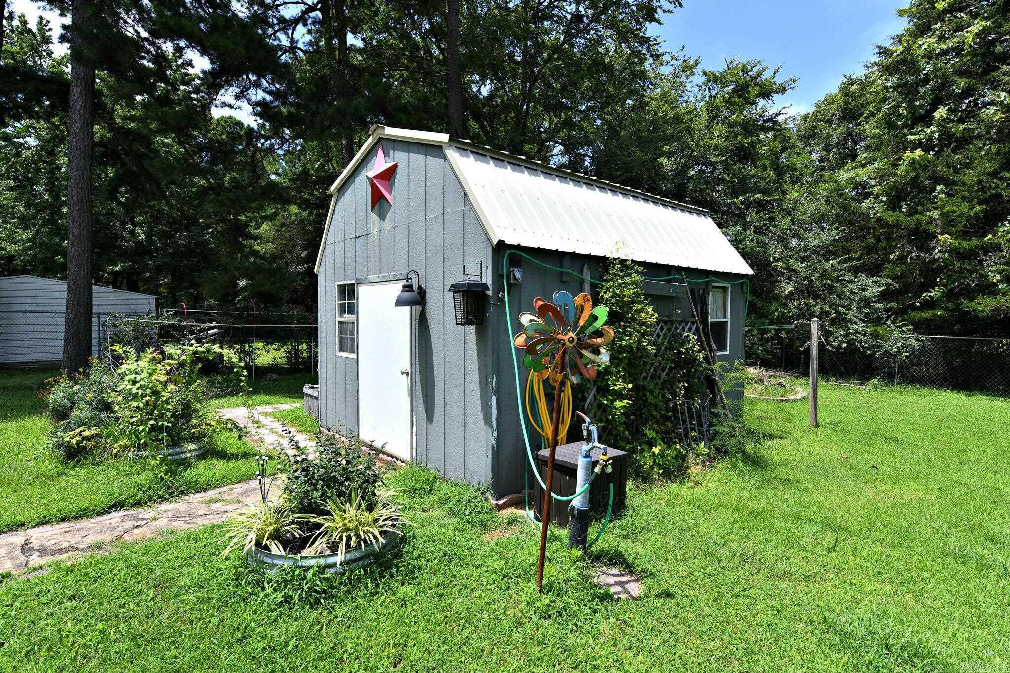 903 Hope Circle  Mena, AR