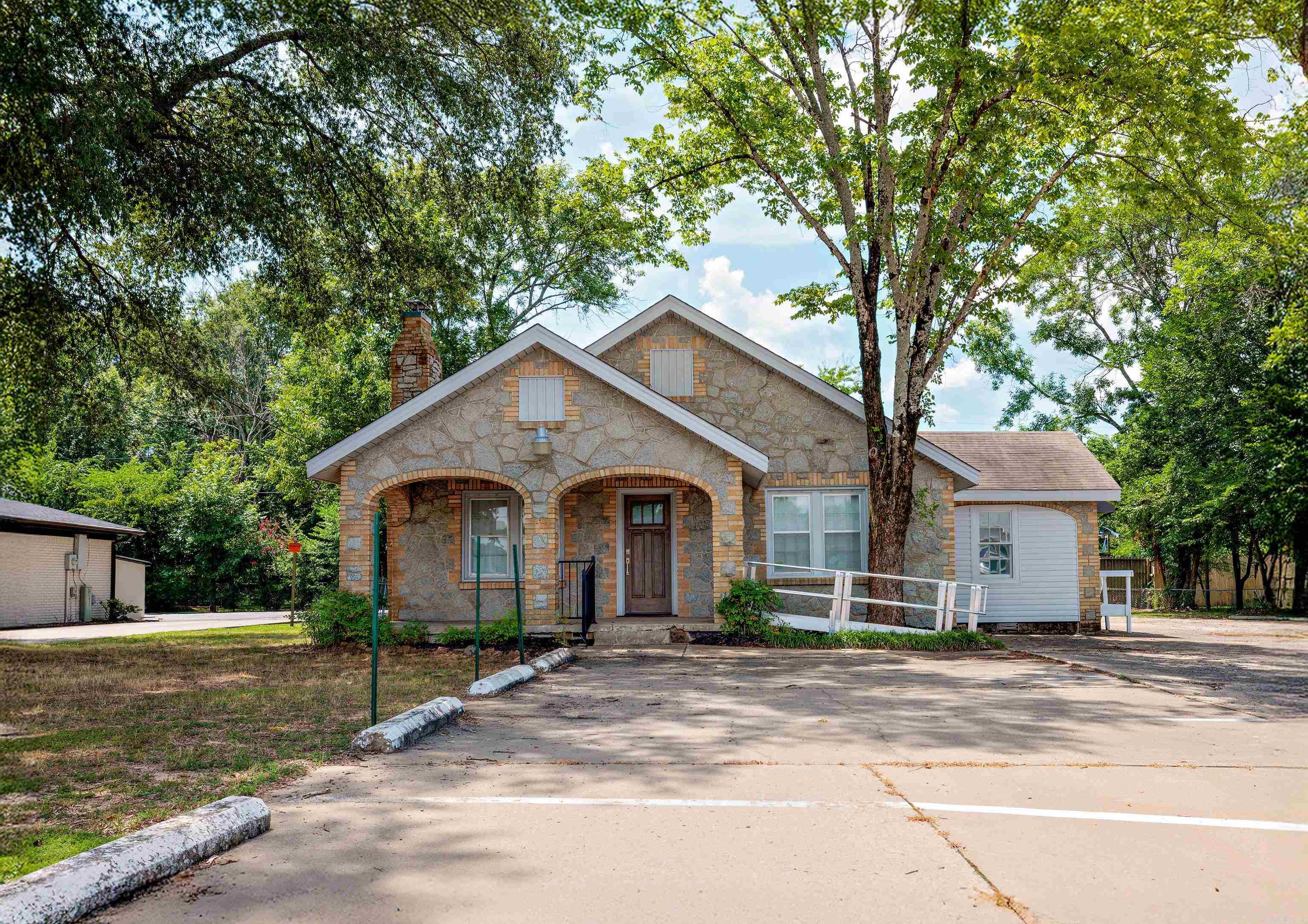 2845 W Prince  Conway, AR