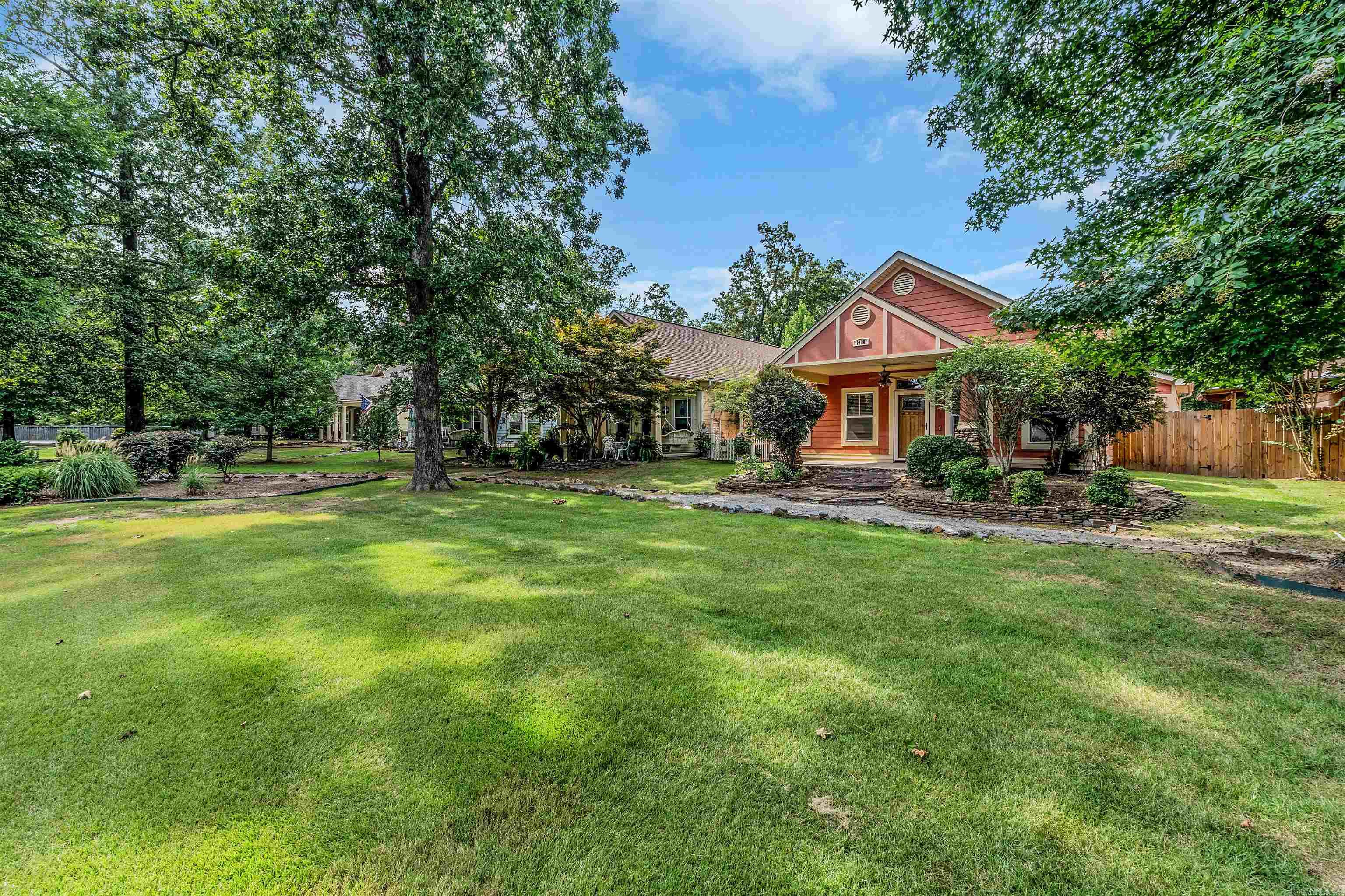 1920 Stagecoach Village Cir  Little Rock, AR
