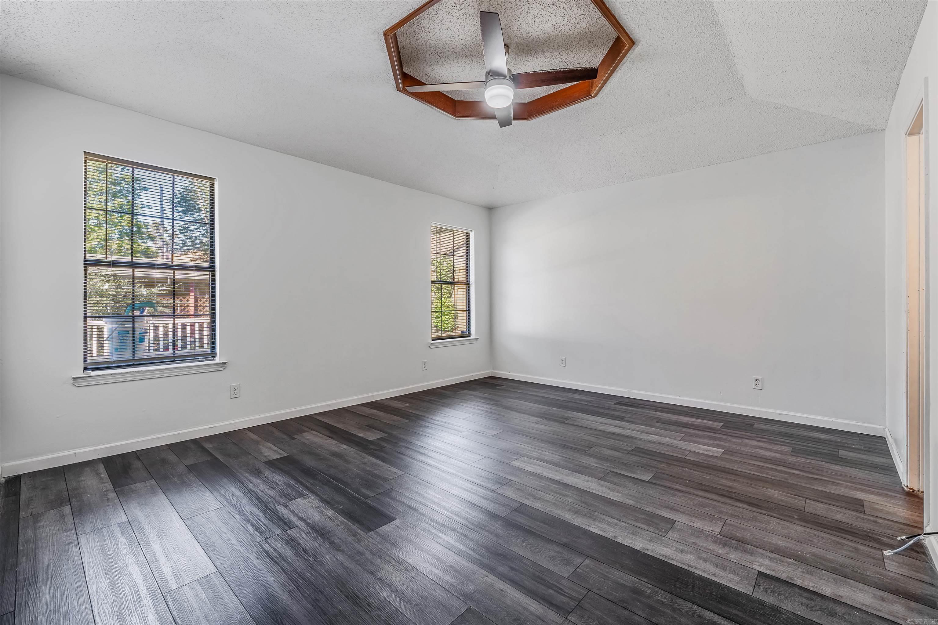 201 Autumnbrook  Sherwood, AR