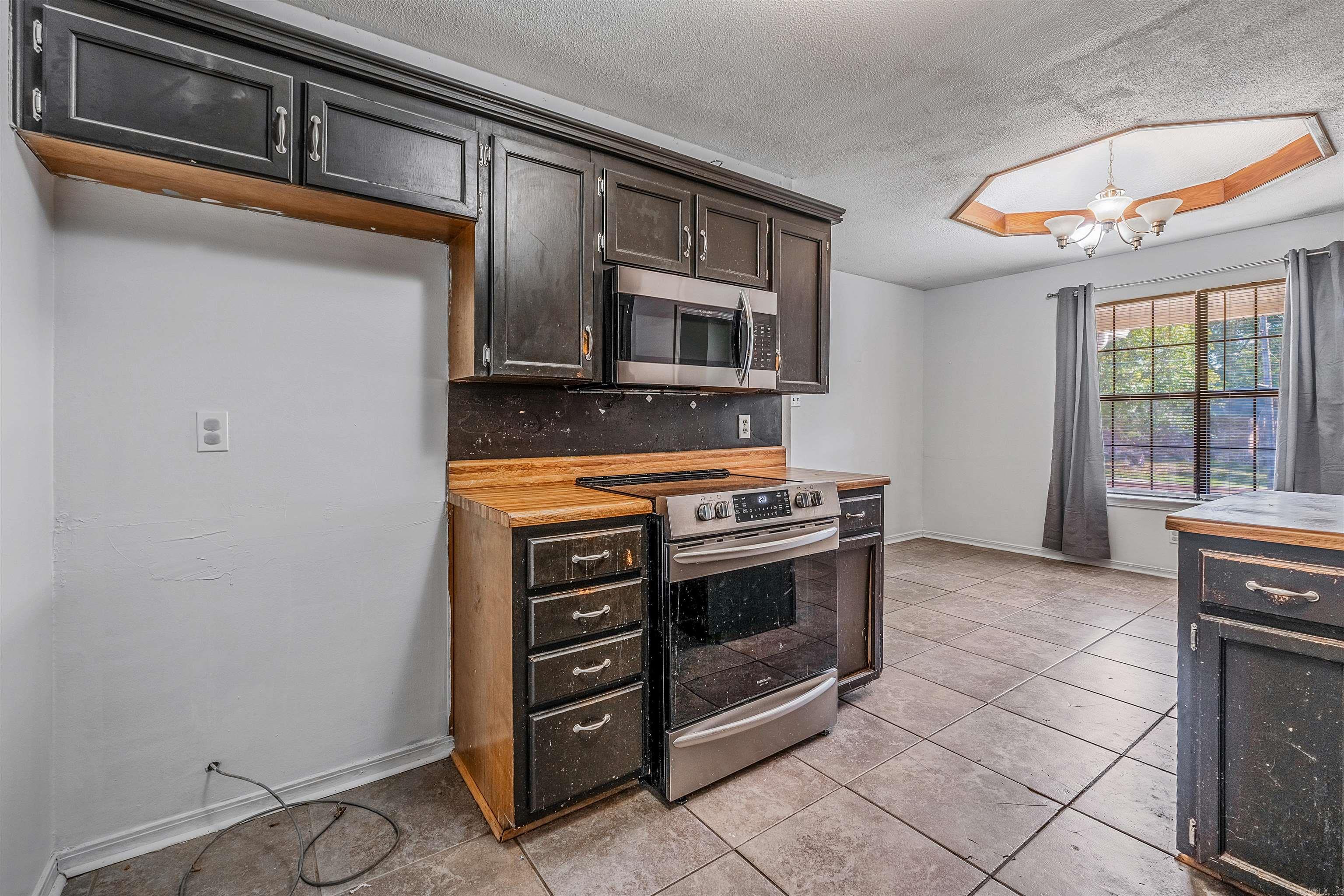201 Autumnbrook  Sherwood, AR