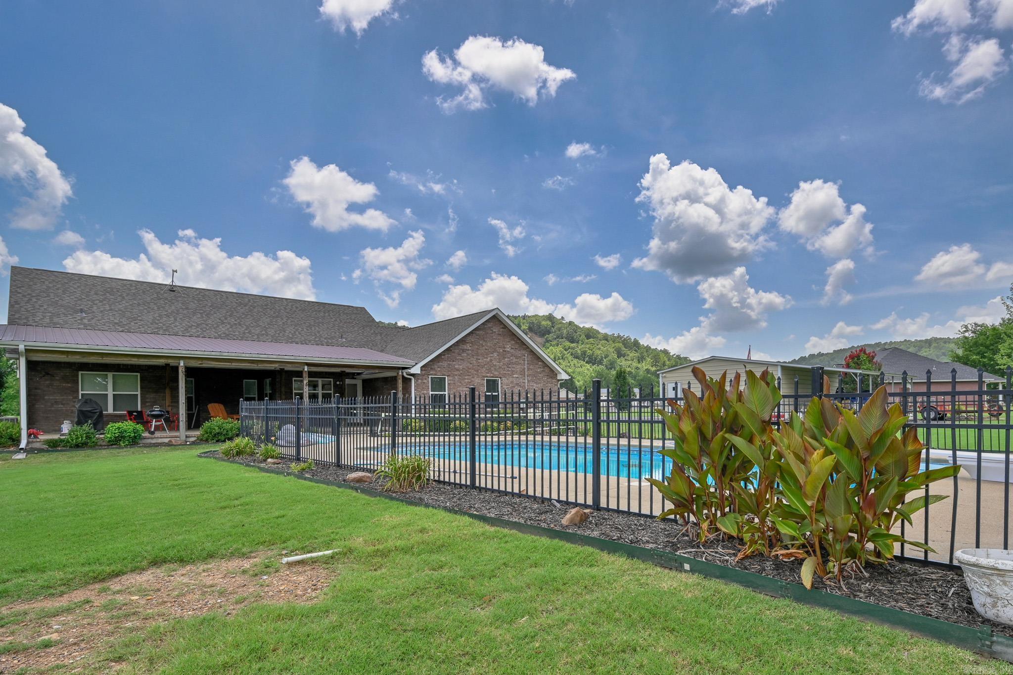 102 Terracotta Ln  Mena, AR