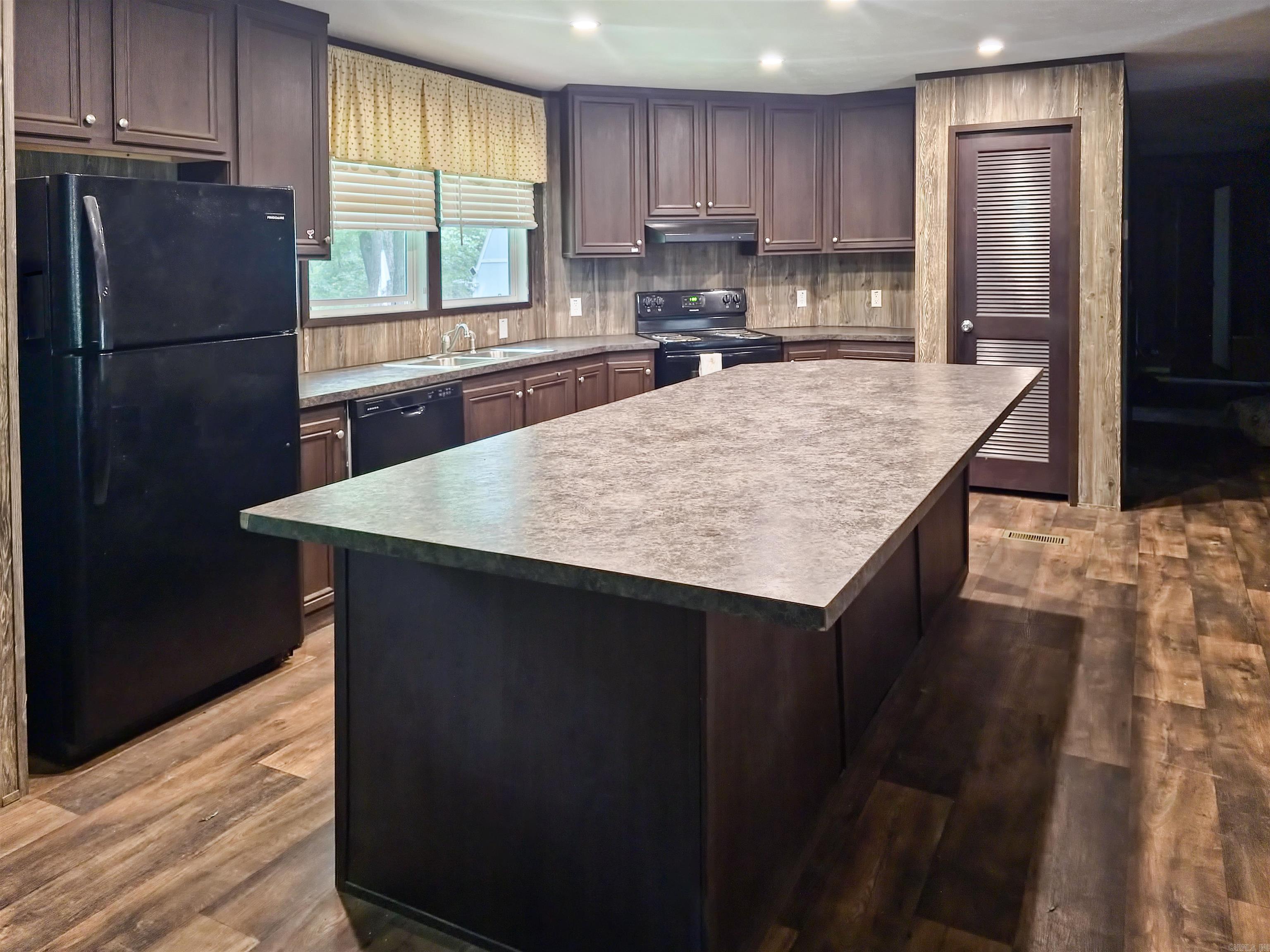 104 Cove Chapel  Springfield, AR