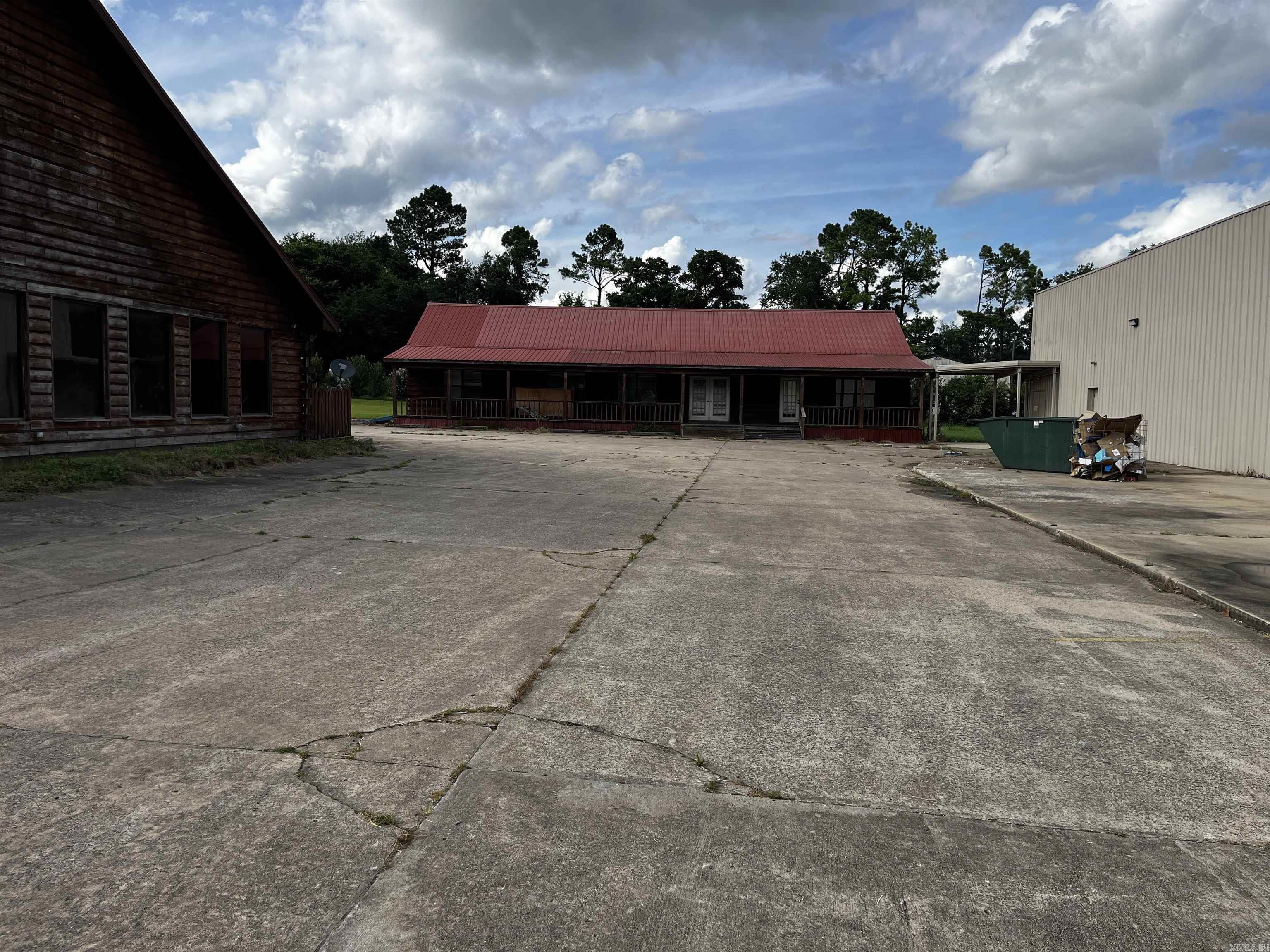 1004 N Hwy 65  Marshall, AR