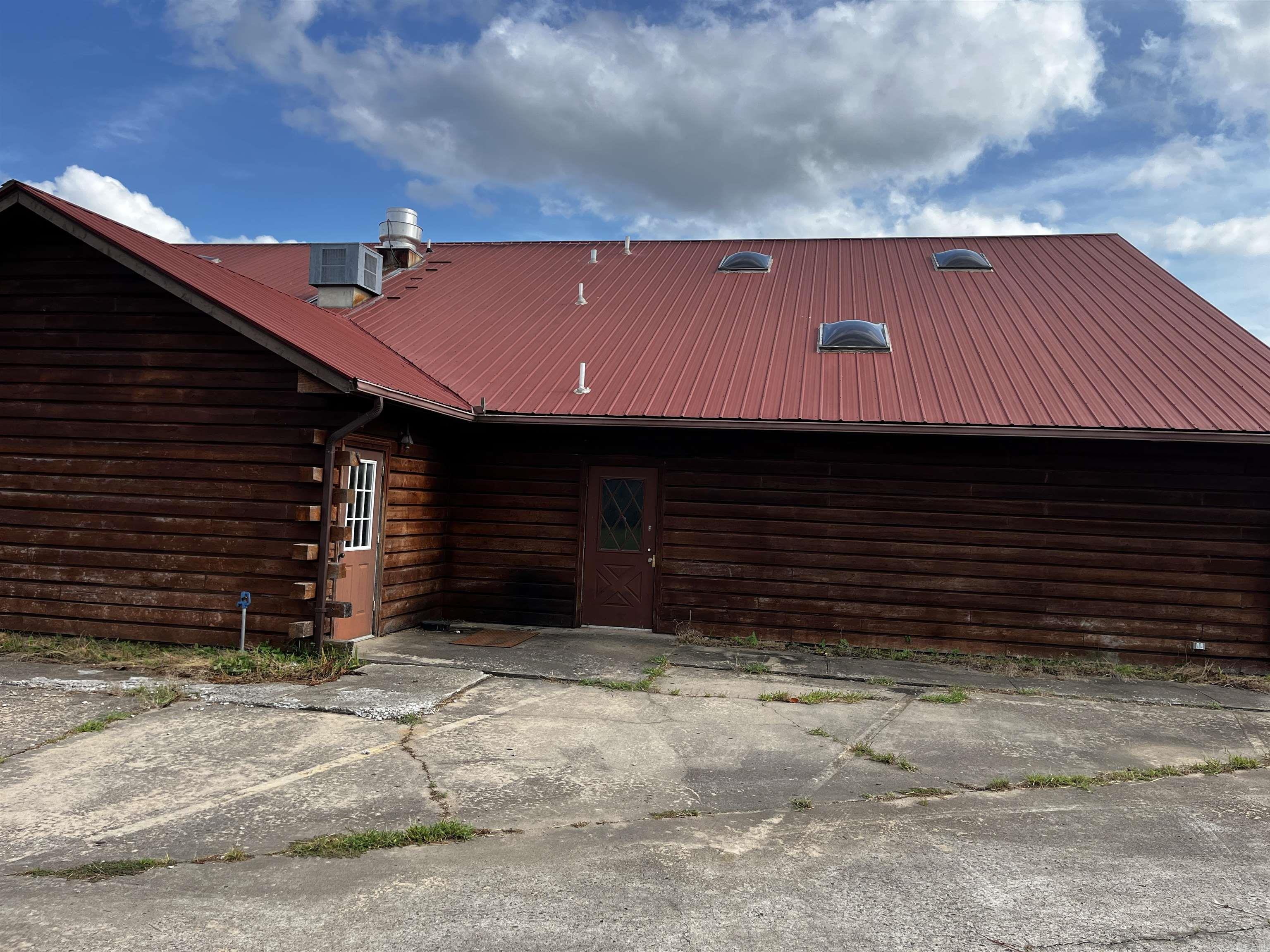 1004 N Hwy 65  Marshall, AR