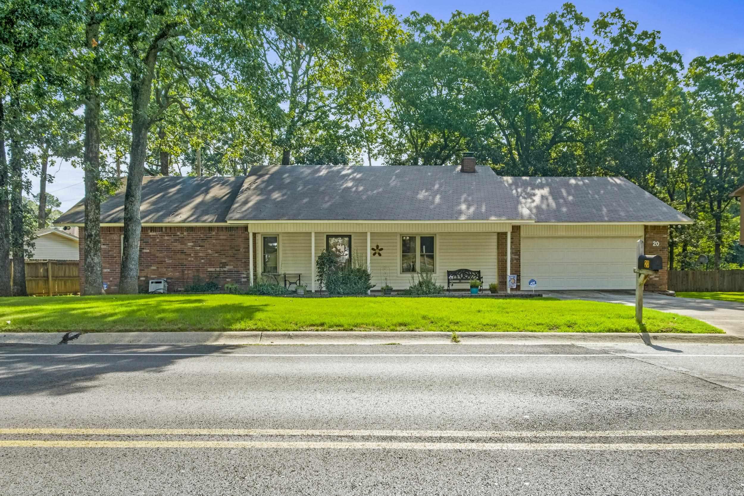 20 Oakbrooke  Sherwood, AR