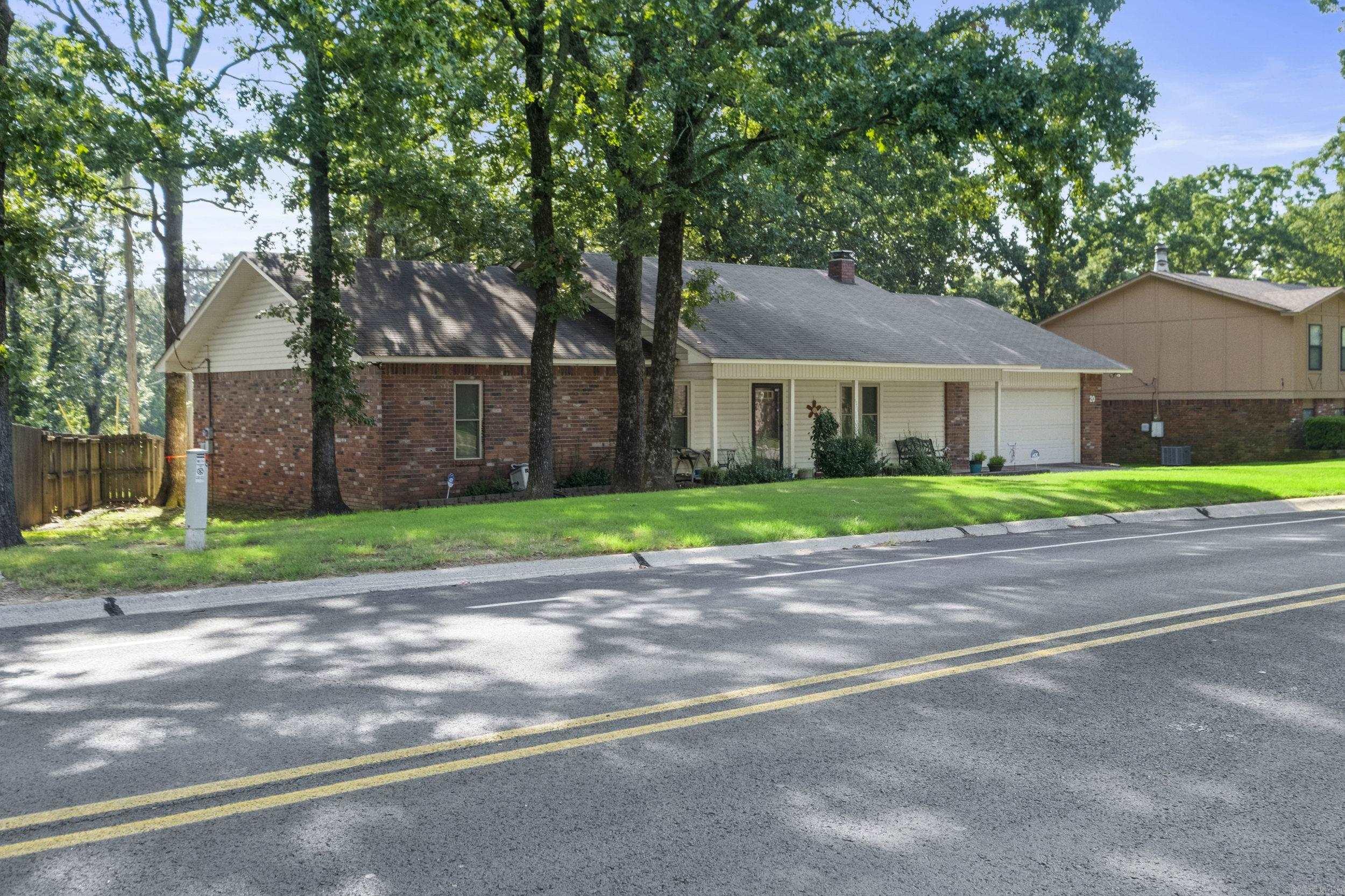 20 Oakbrooke  Sherwood, AR