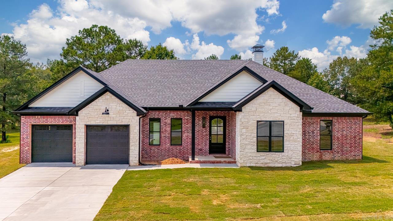 5676 Shore Drive  Hensley, AR
