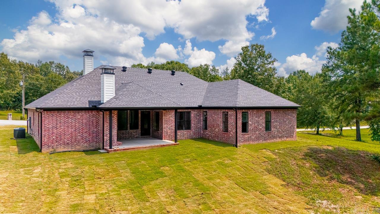 5676 Shore Drive  Hensley, AR