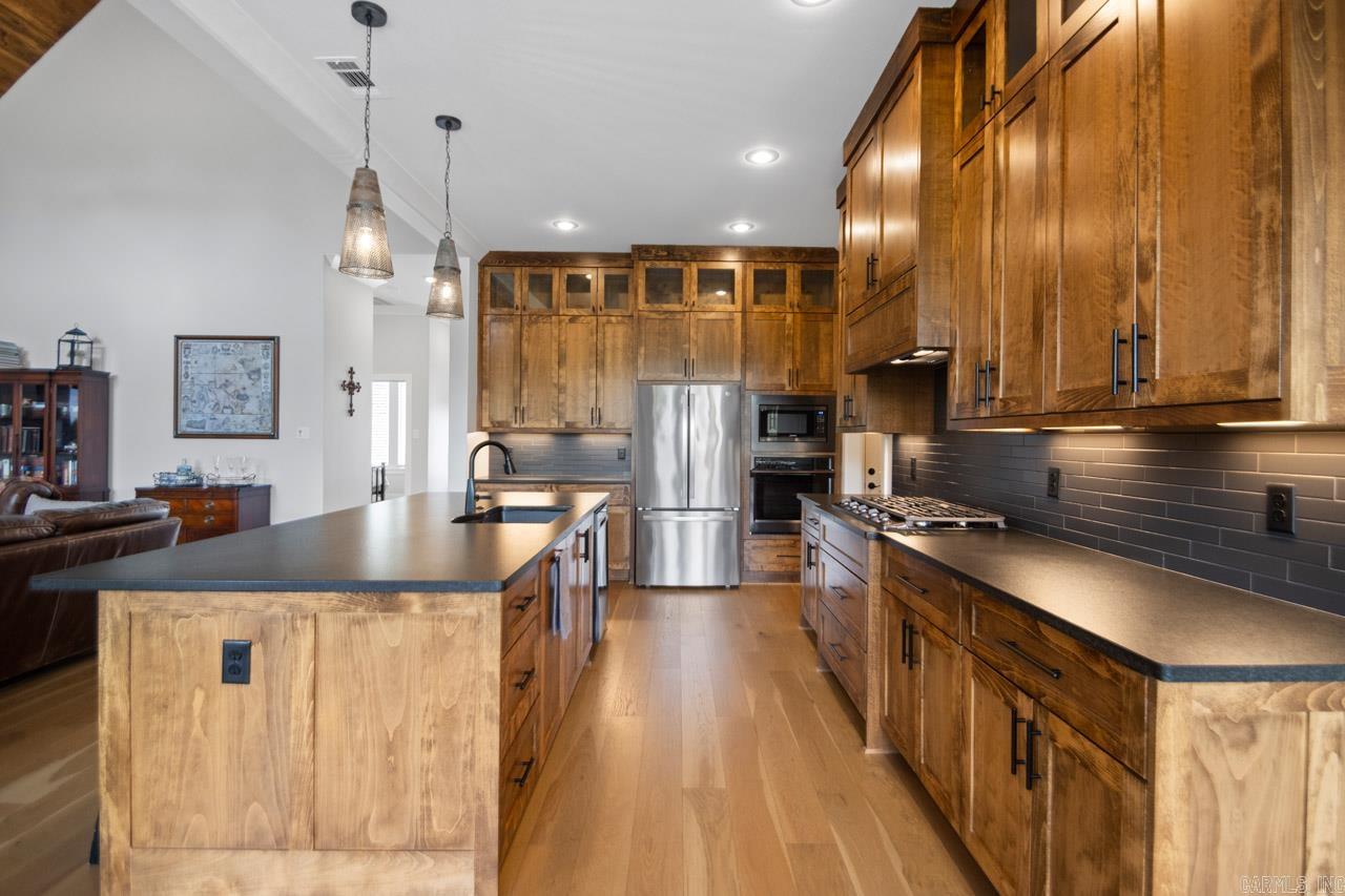 7400 Northwood  Benton, AR
