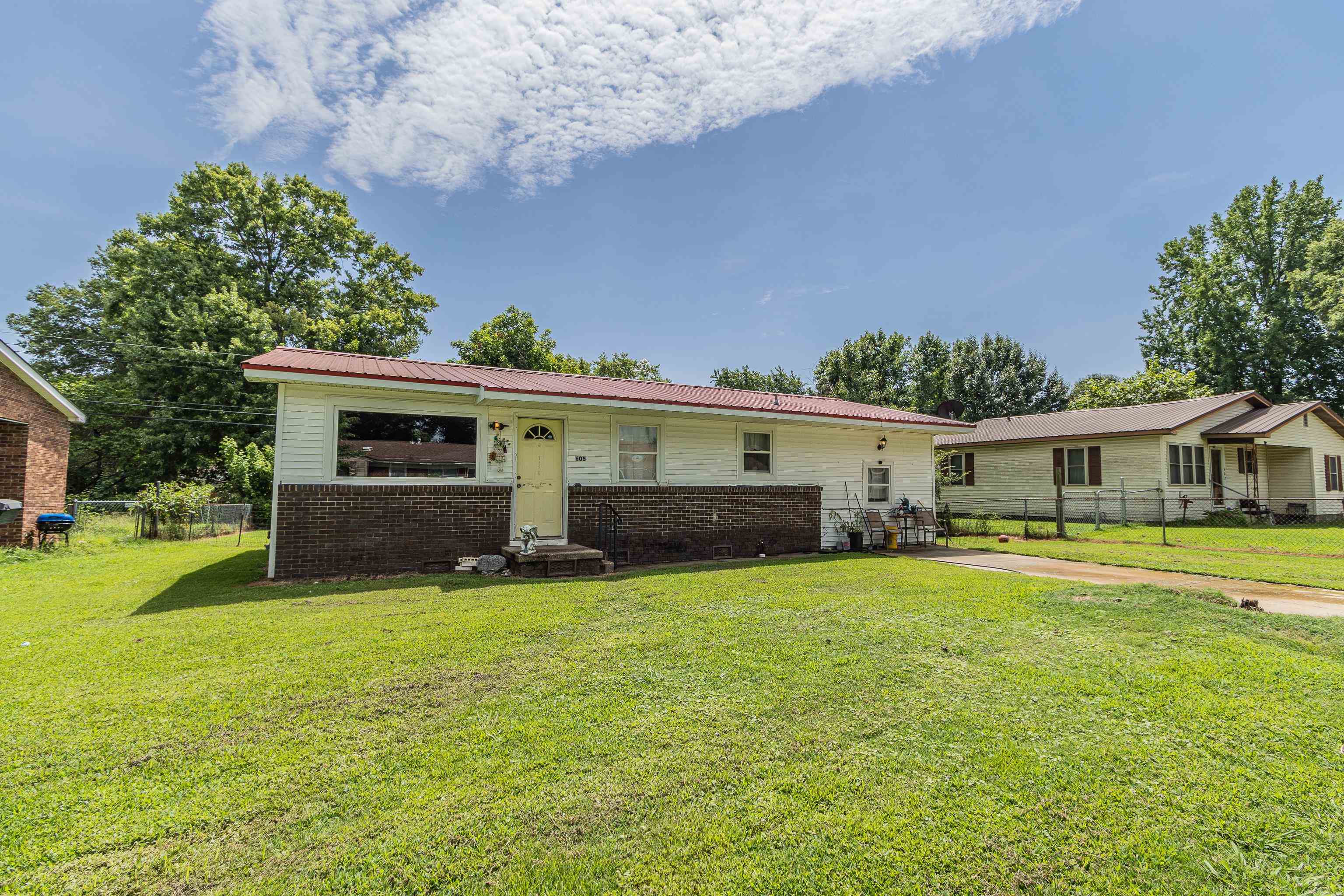605 N 7 1/2  Paragould, AR
