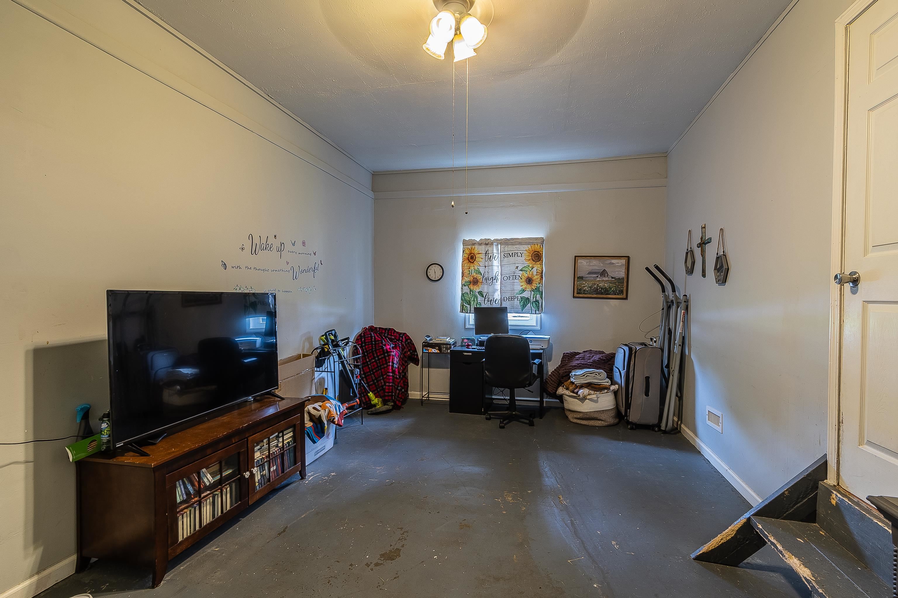 605 N 7 1/2  Paragould, AR