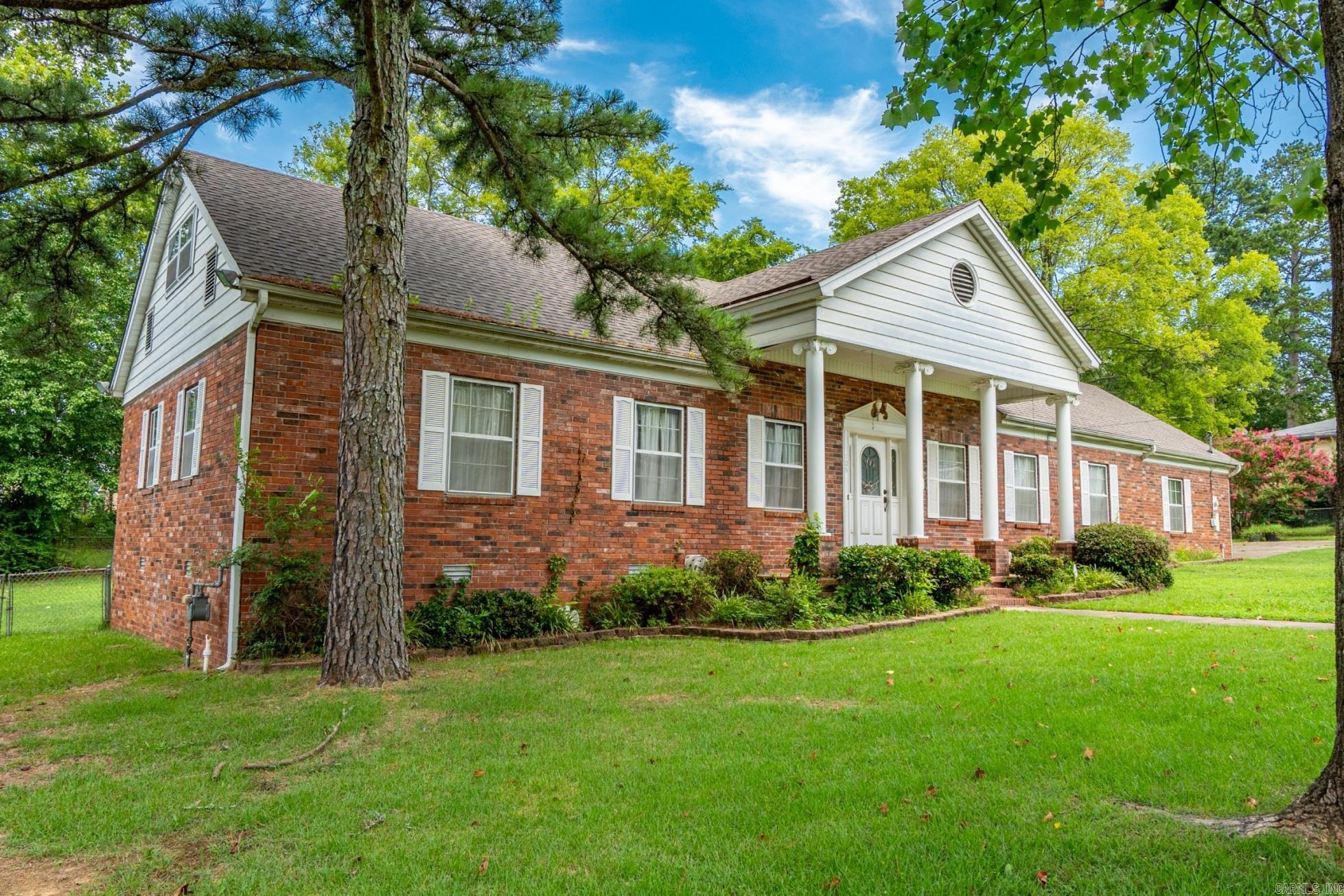 106 Siesta St  Hot Springs, AR