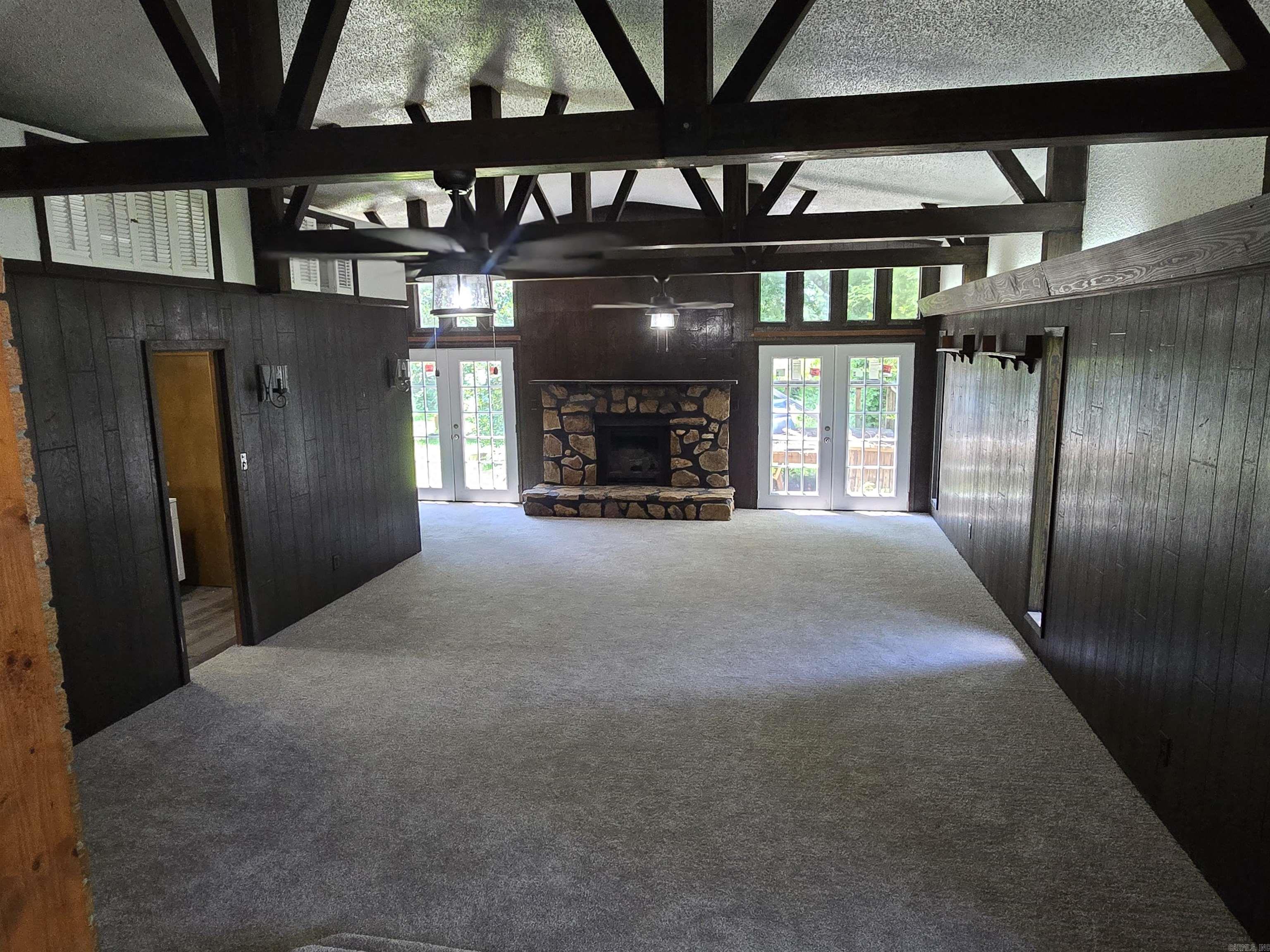 1800 White  Batesville, AR