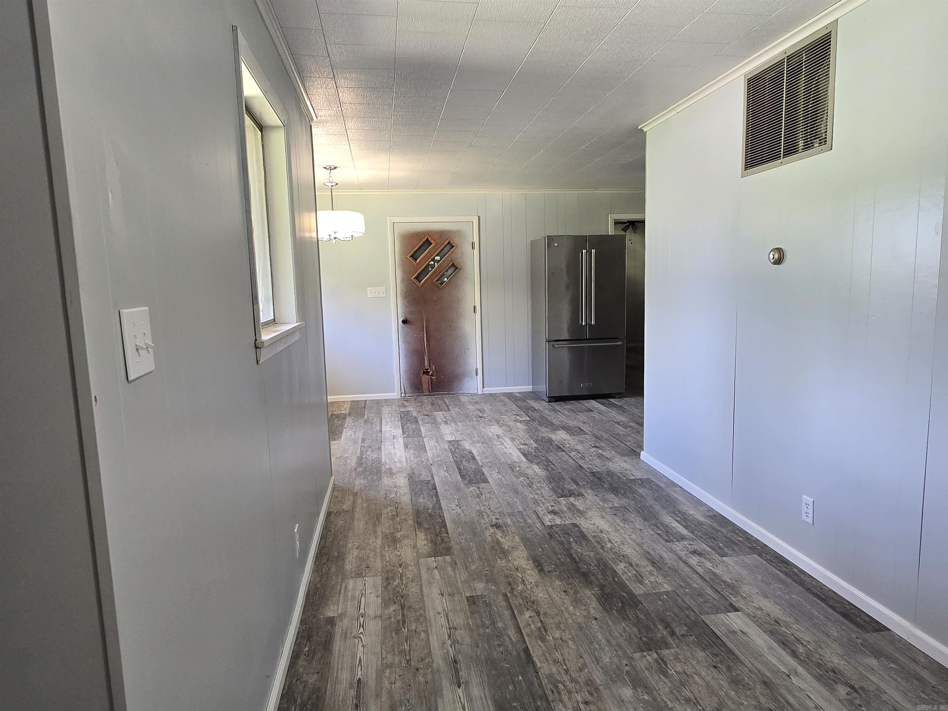 1800 White  Batesville, AR