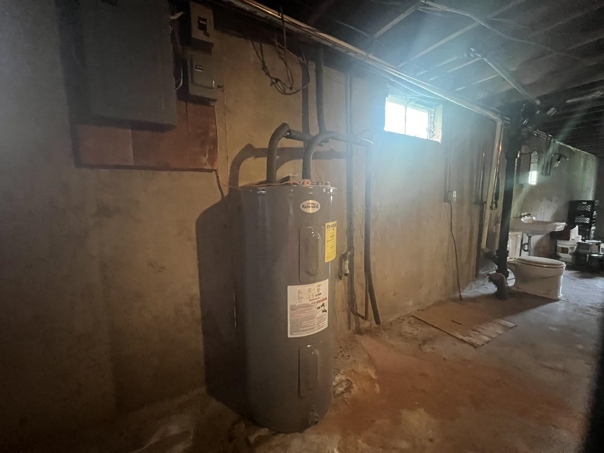 665 cochran  Mammoth Spring, AR