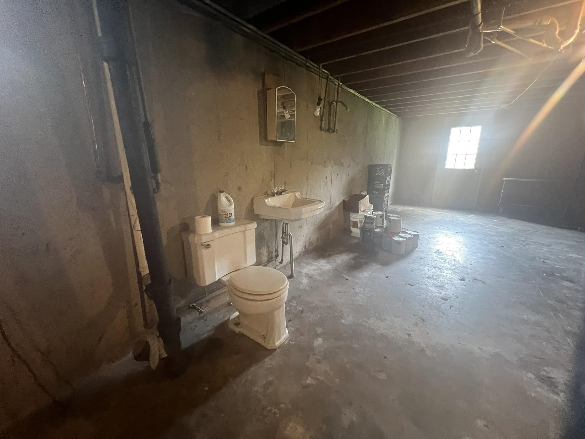 665 cochran  Mammoth Spring, AR