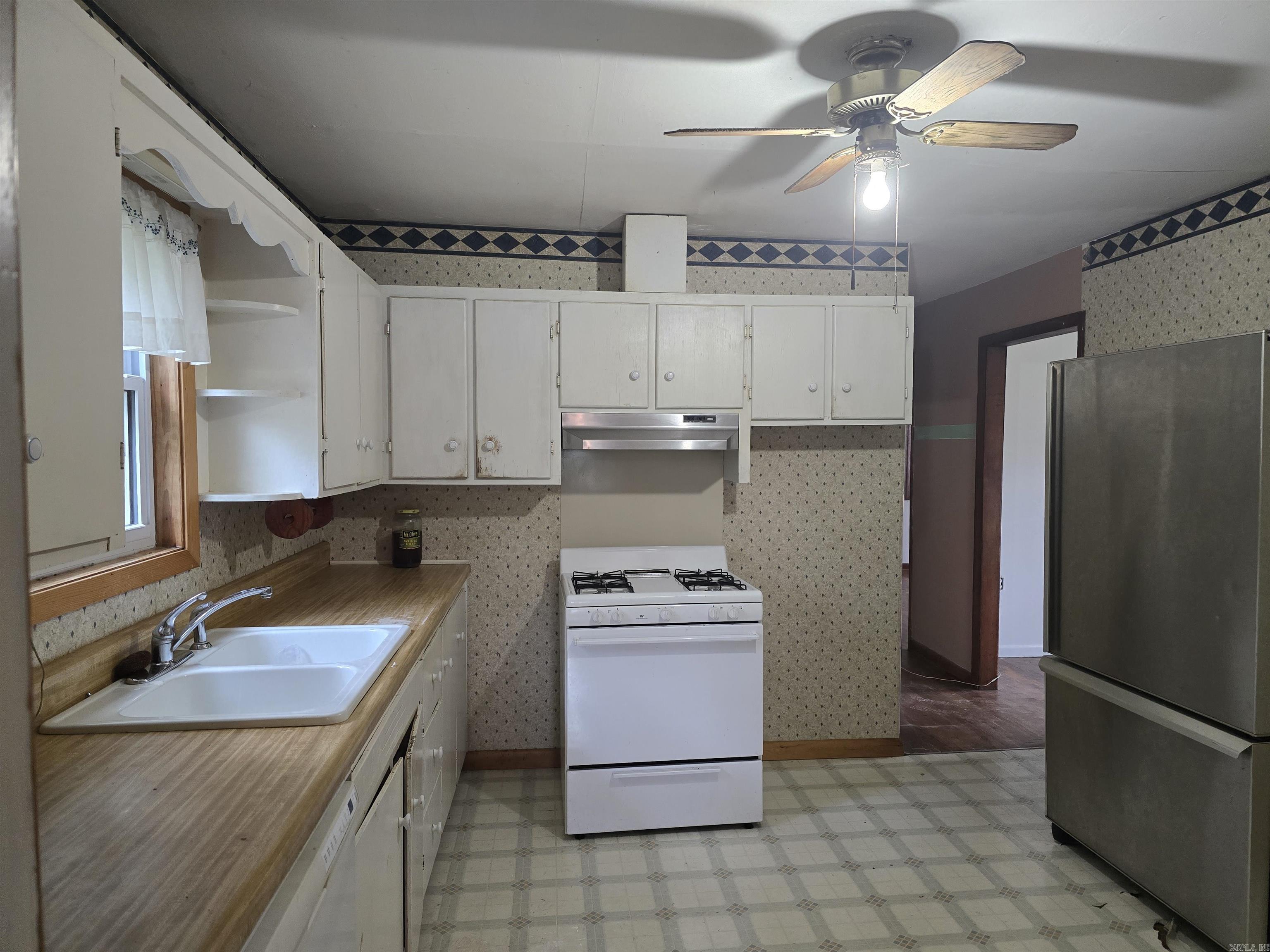 19 Misty  Cave City, AR