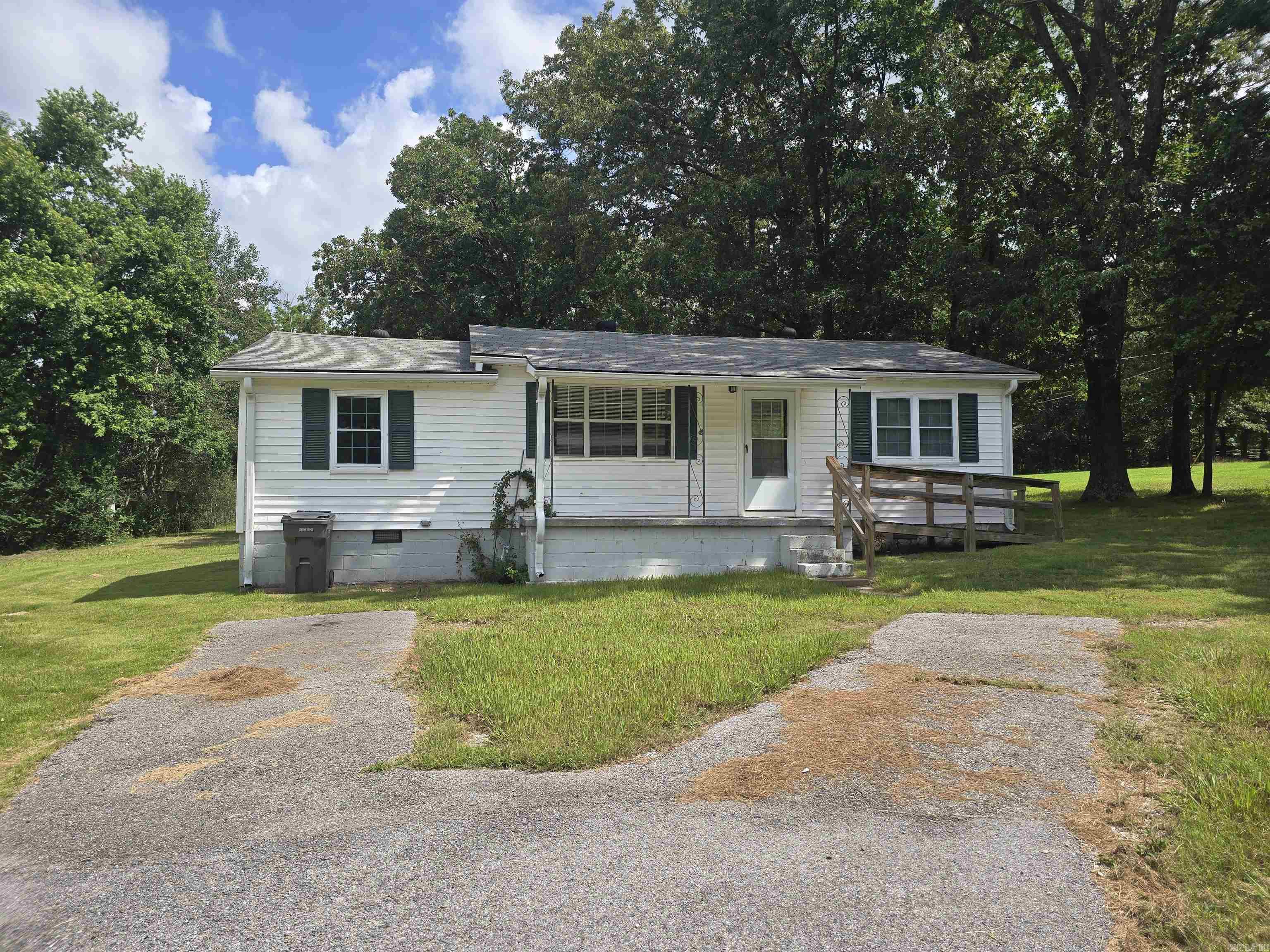 19 Misty  Cave City, AR