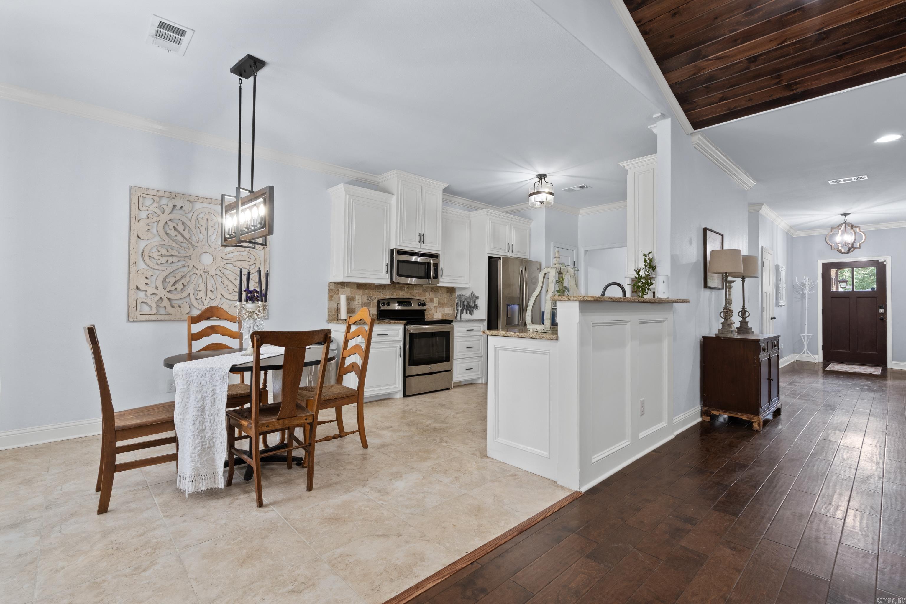 588 Rock Creek Rd  Hot Springs, AR