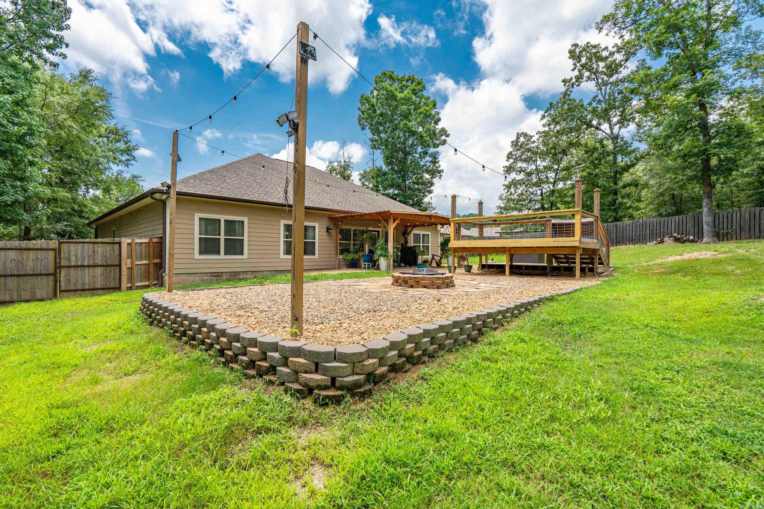 588 Rock Creek Rd  Hot Springs, AR