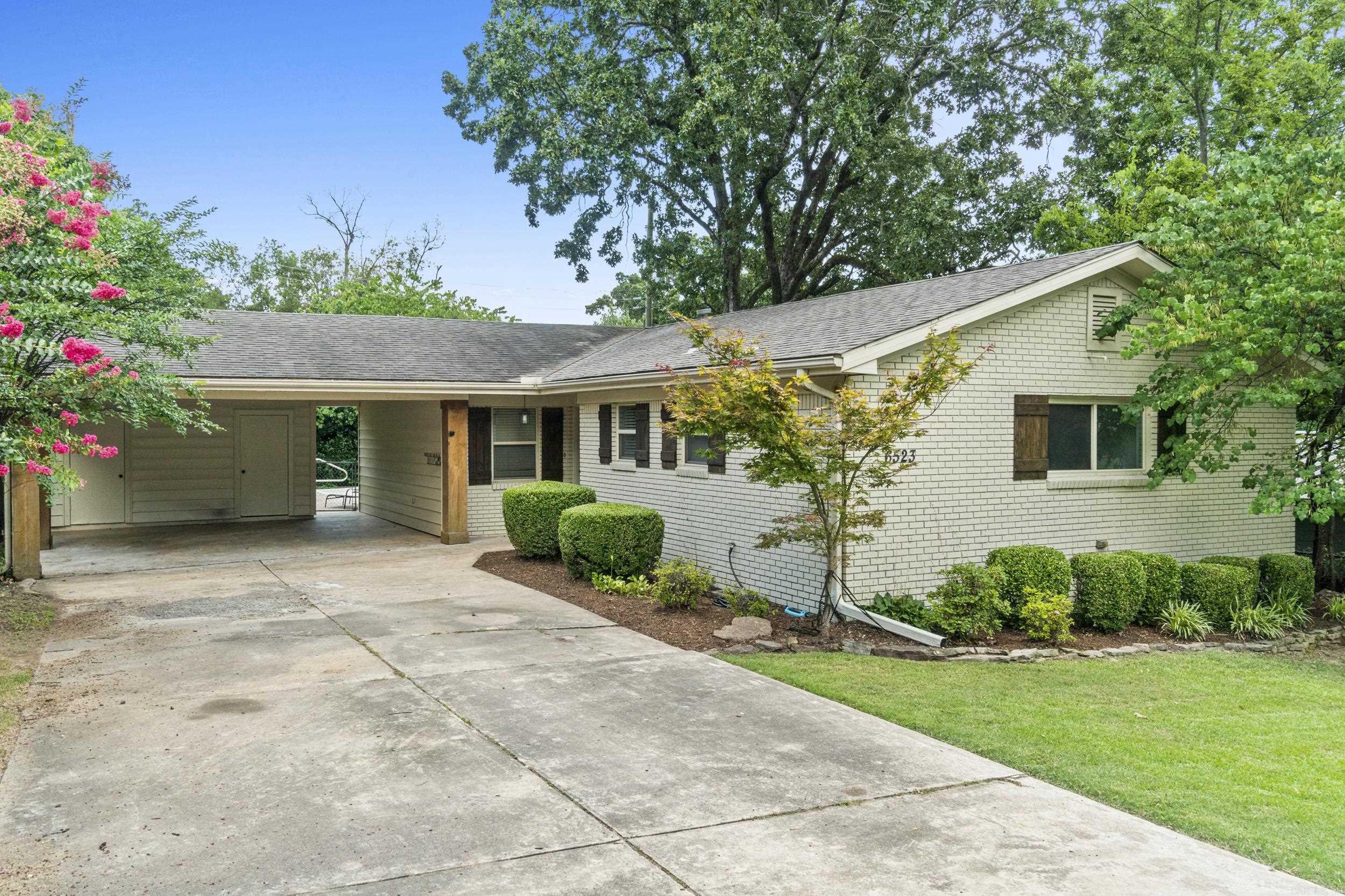 6523 Brentwood  Cammack Village, AR