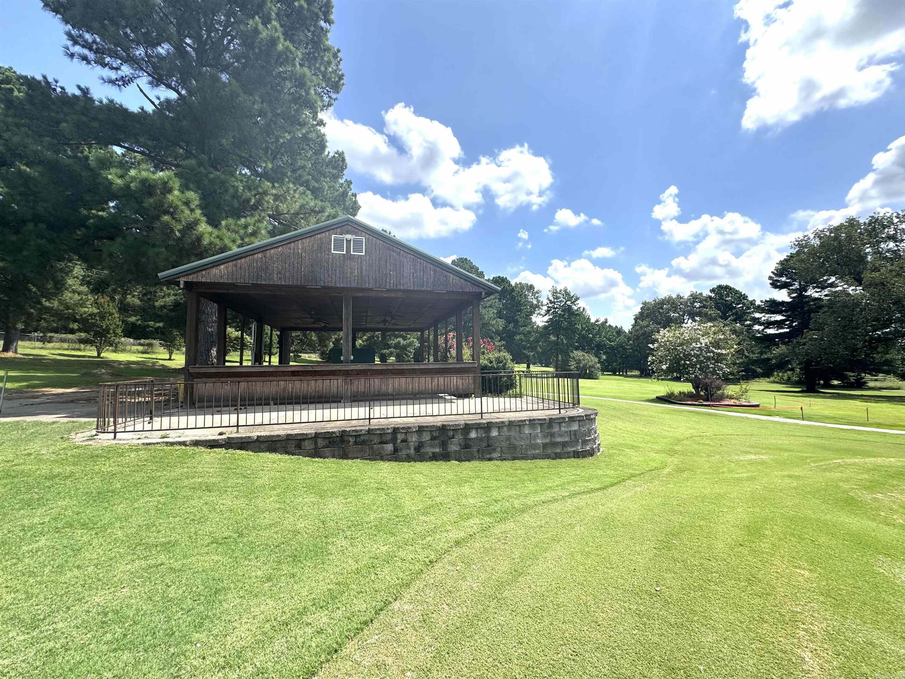 1141 Oak Shadows  Sherwood, AR