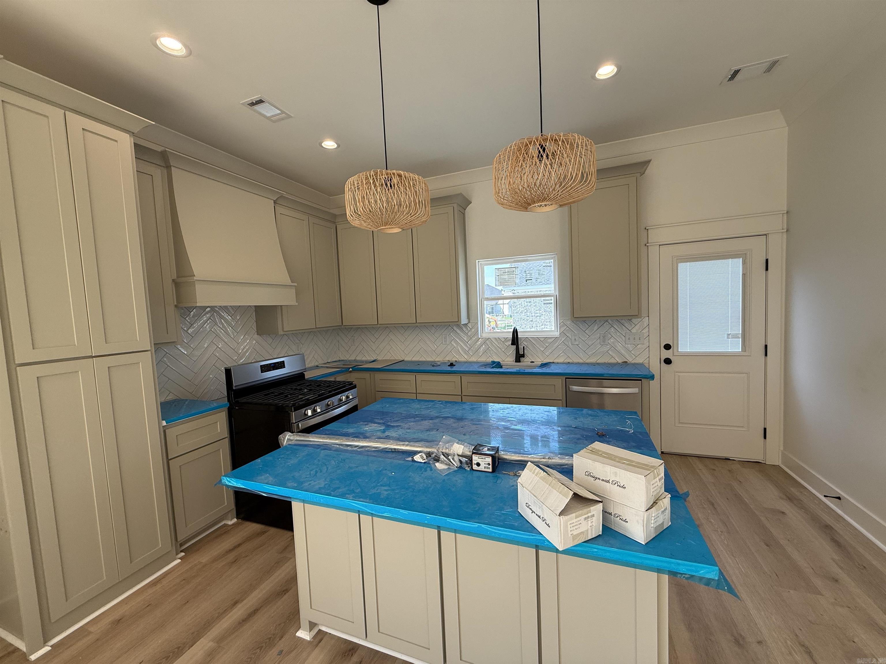 10 Dragonfly Cove Greenbrier, AR 72058