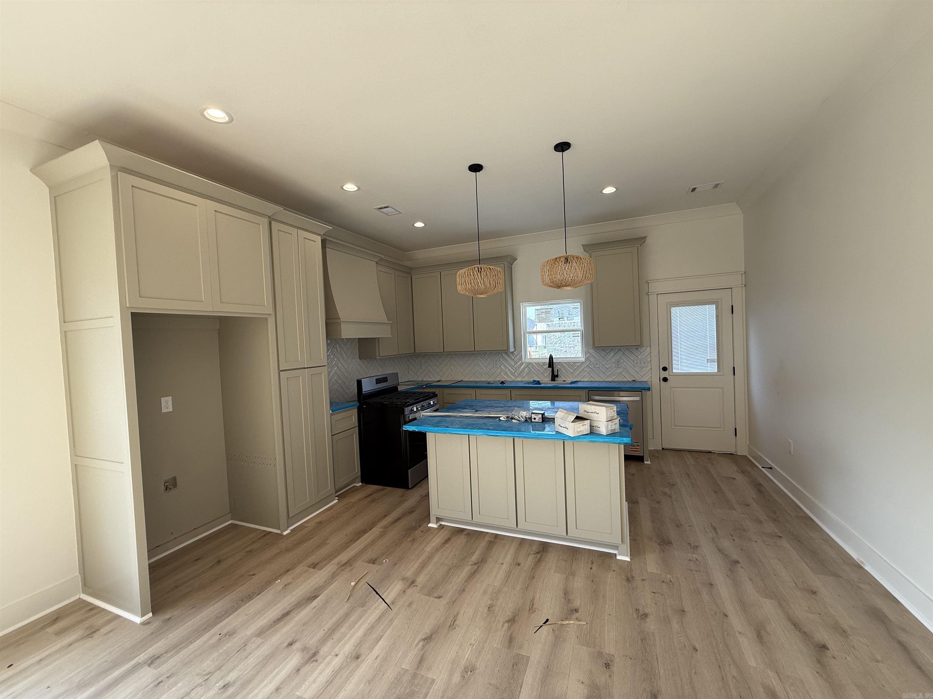 10 Dragonfly Cove Greenbrier, AR 72058