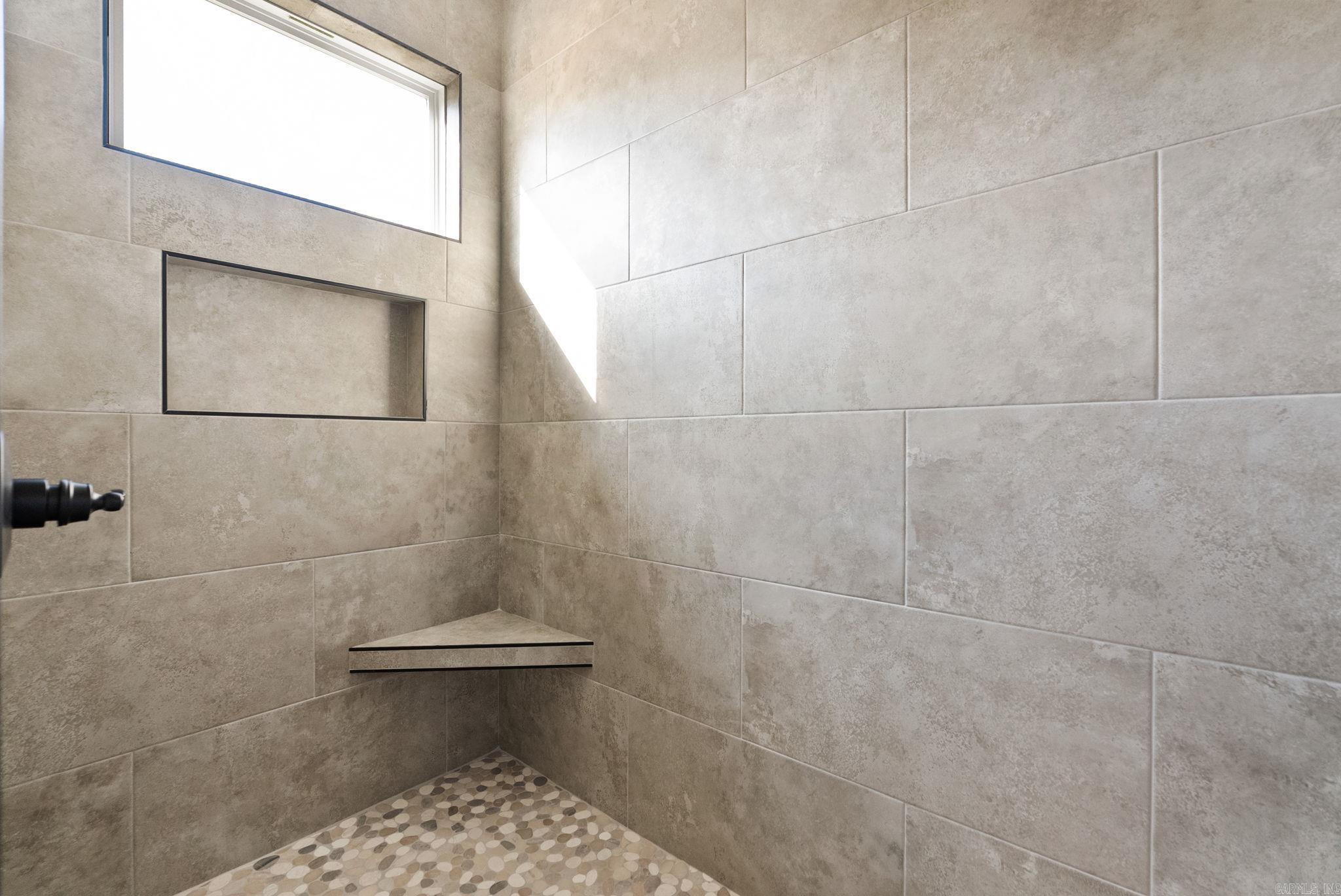 10 Dragonfly Cove  Greenbrier, AR