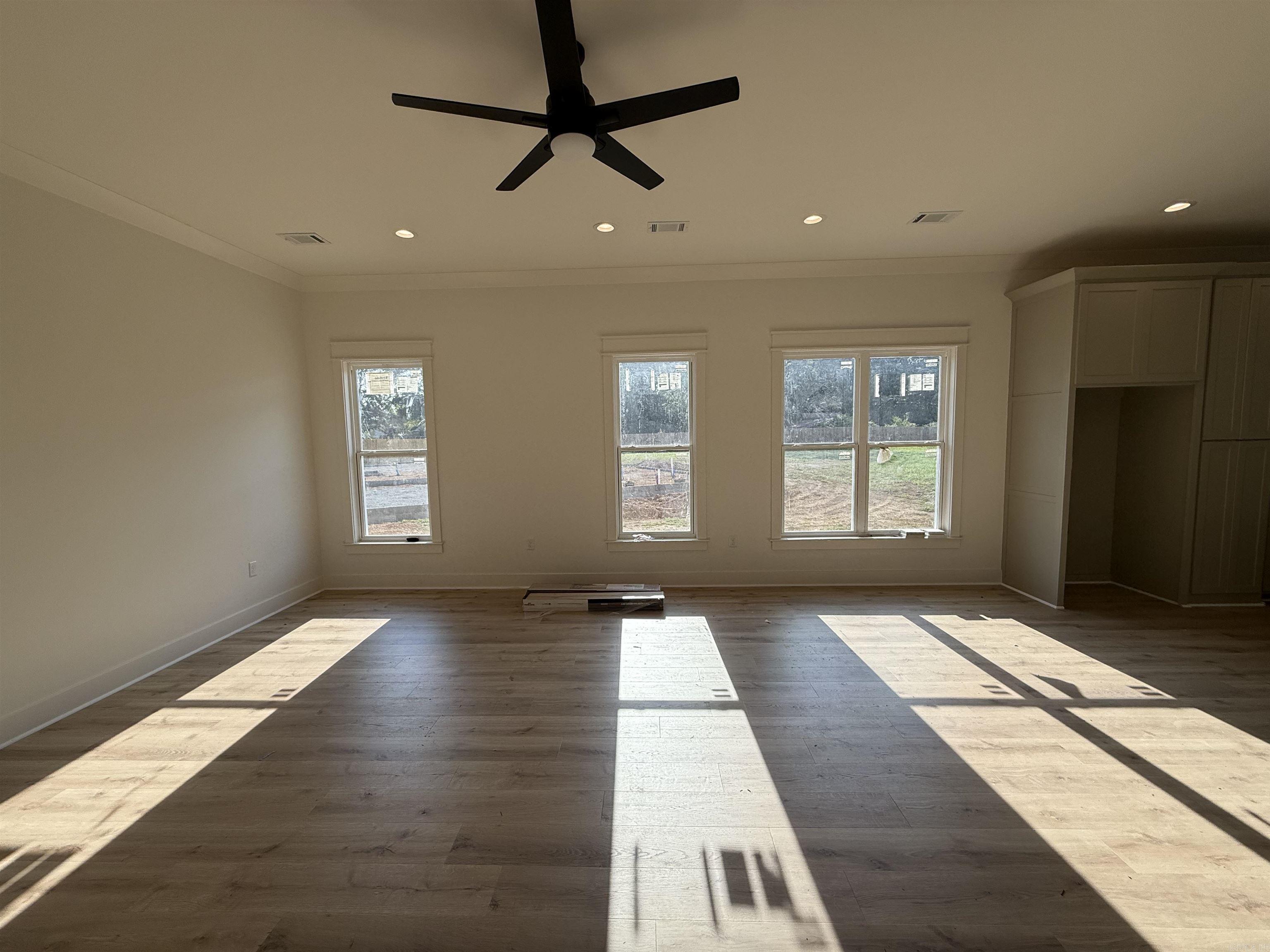 10 Dragonfly Cove Greenbrier, AR 72058