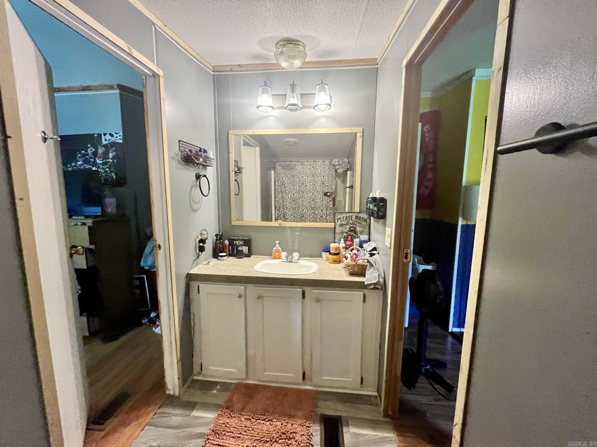 459 Junction  Mountain View, AR