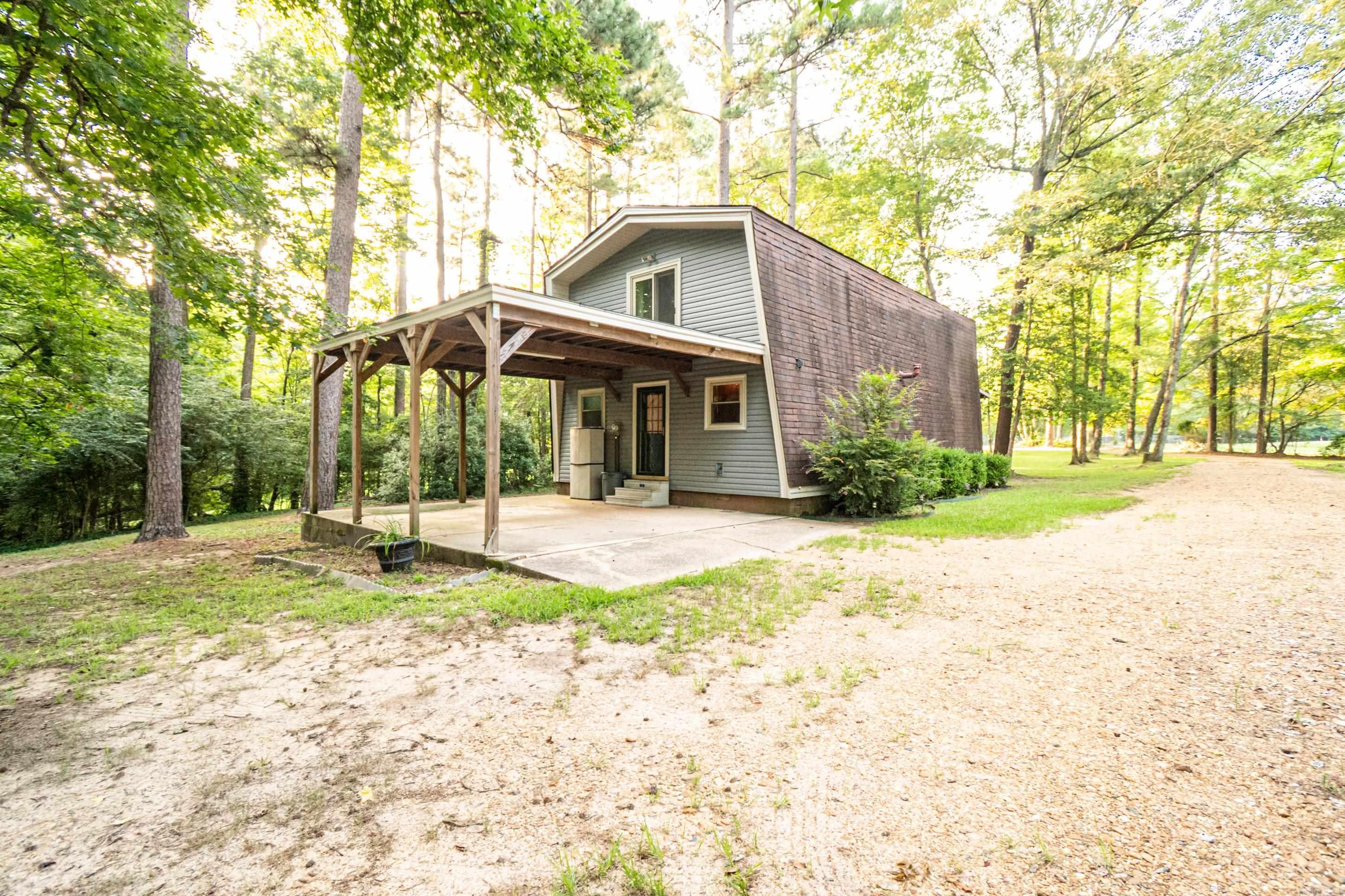 130 Ouachita 542  Camden, AR