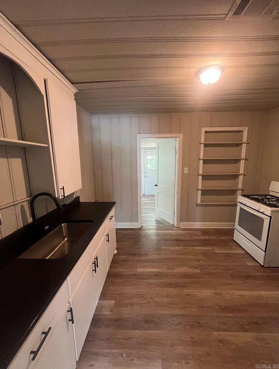 122 & 124 College Park  North Little Rock, AR