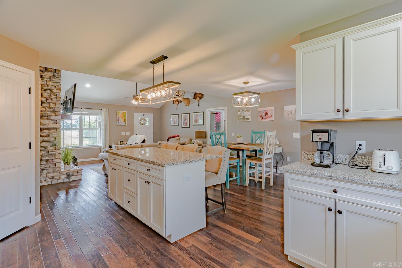 70 Dogwood  Calico Rock, AR