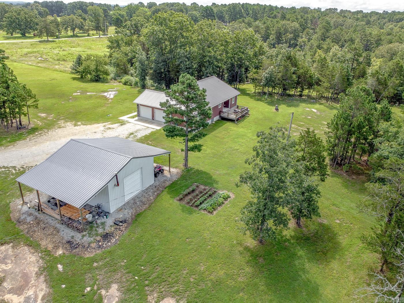 70 Dogwood  Calico Rock, AR