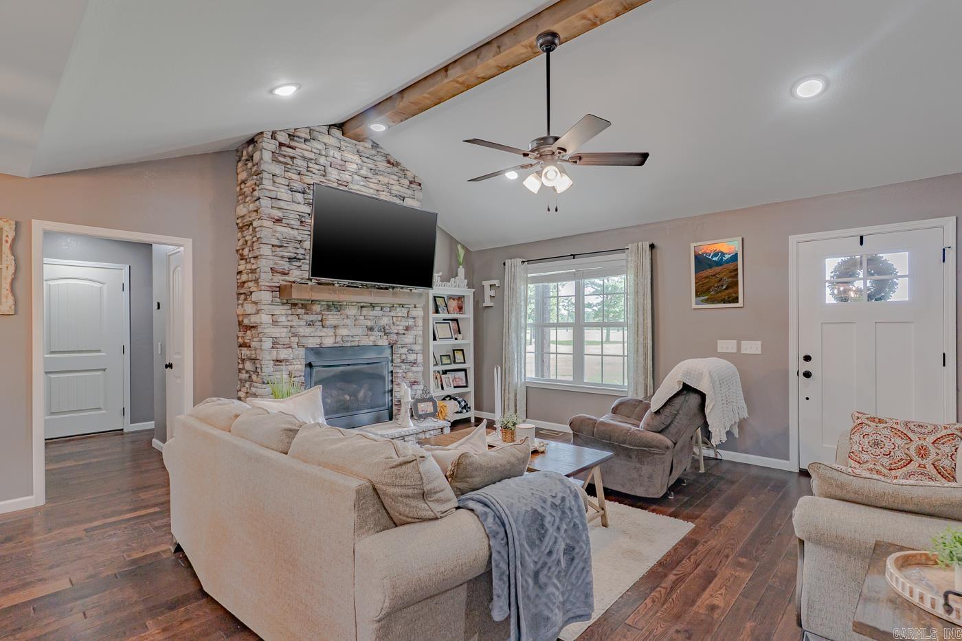 70 Dogwood  Calico Rock, AR