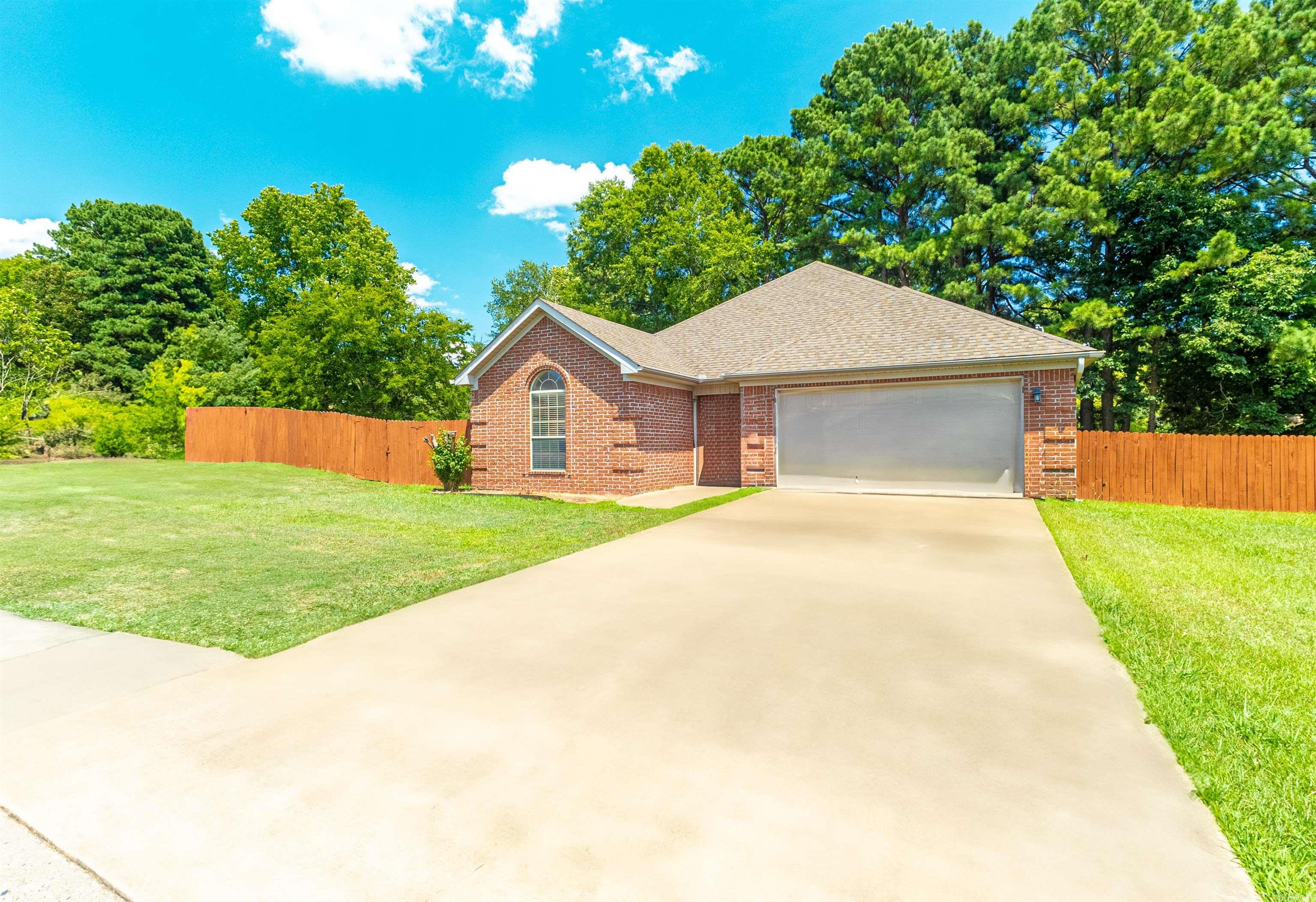 2710 Richland Park Drive  Bryant, AR