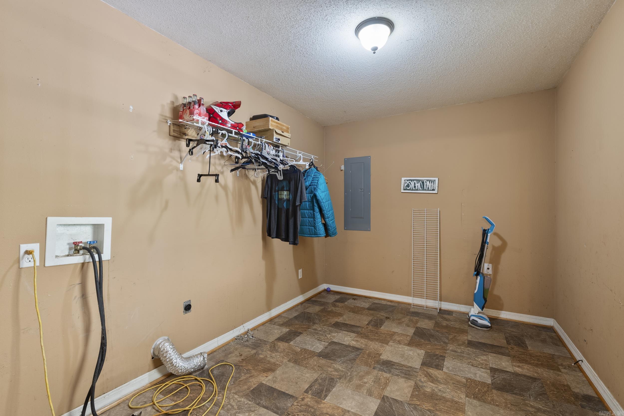 1771 Green Hills  Star City, AR