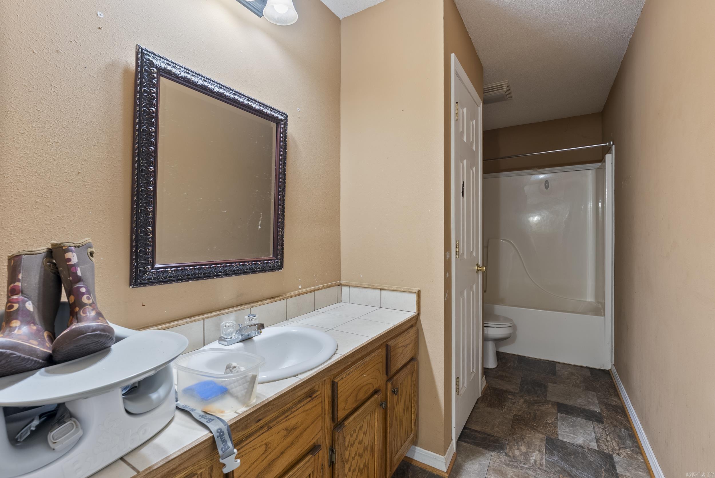 1771 Green Hills  Star City, AR